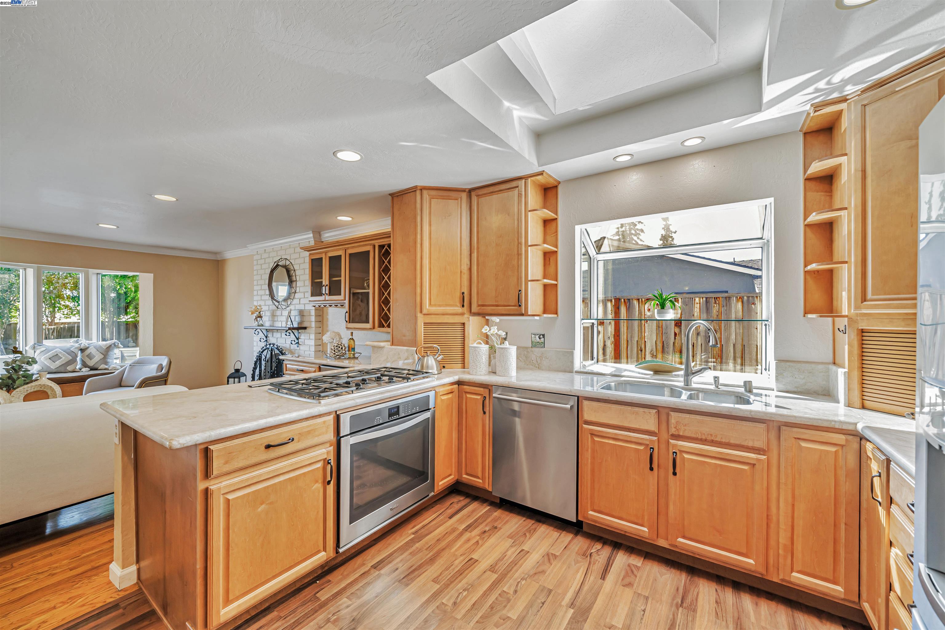 Detail Gallery Image 13 of 47 For 9694 Ashby Way, San Ramon,  CA 94583 - 4 Beds | 2 Baths