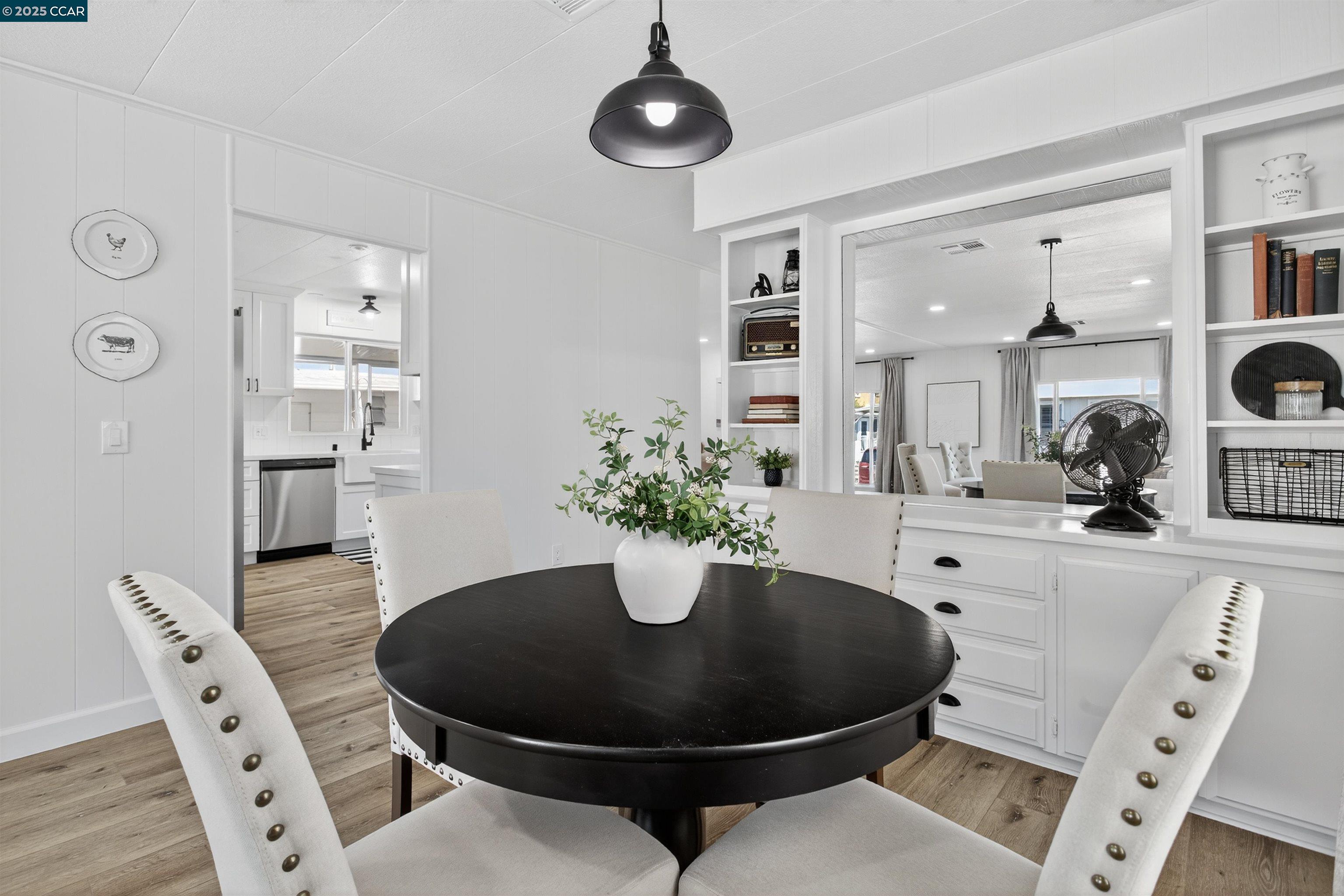 Detail Gallery Image 15 of 36 For 111 Zartop, Oakley,  CA 94561 - 2 Beds | 2 Baths