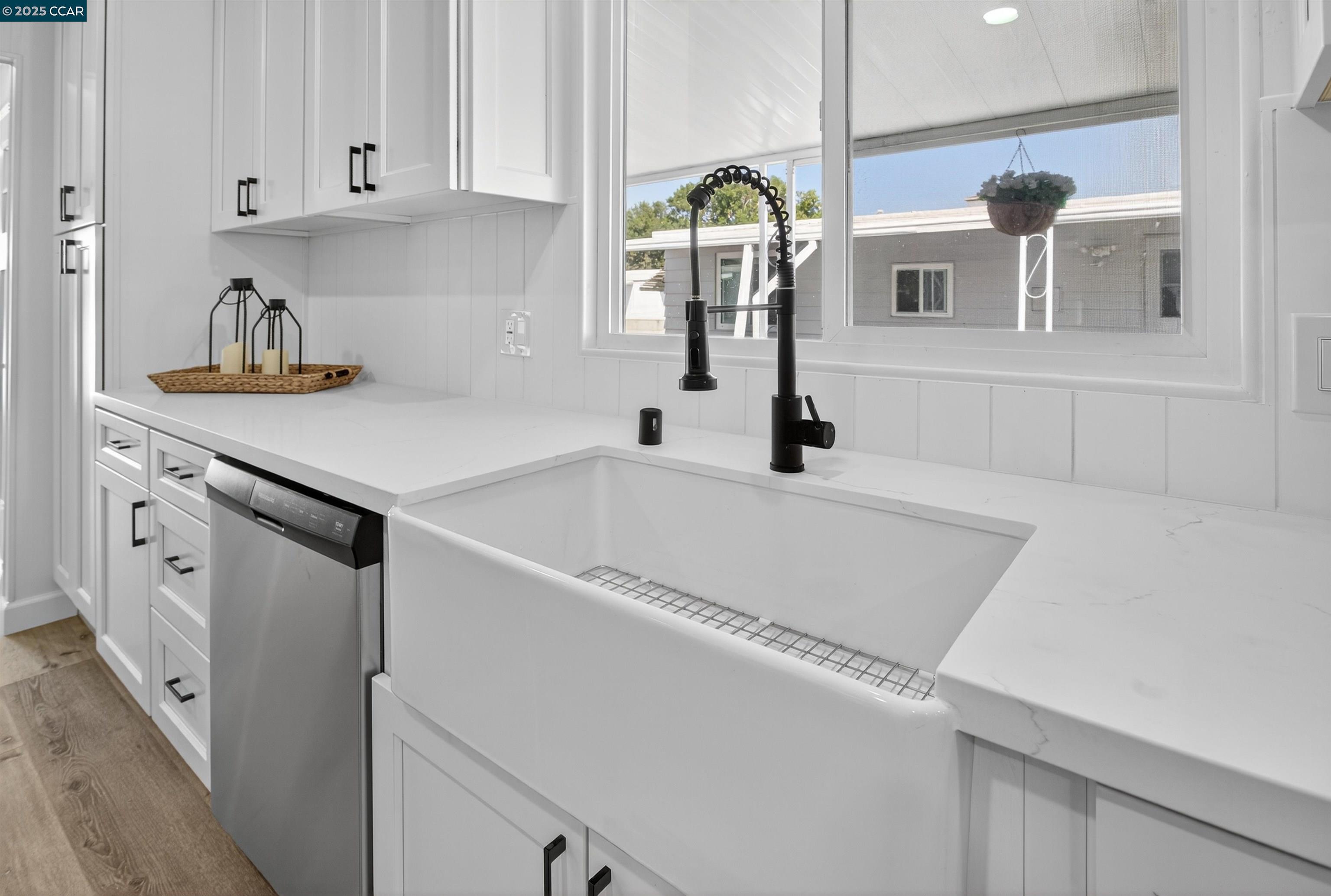 Detail Gallery Image 18 of 36 For 111 Zartop, Oakley,  CA 94561 - 2 Beds | 2 Baths