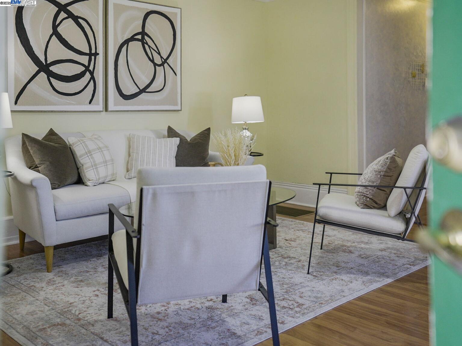 Detail Gallery Image 13 of 60 For 473 Newton Ave, Oakland,  CA 94606 - 4 Beds | 2 Baths