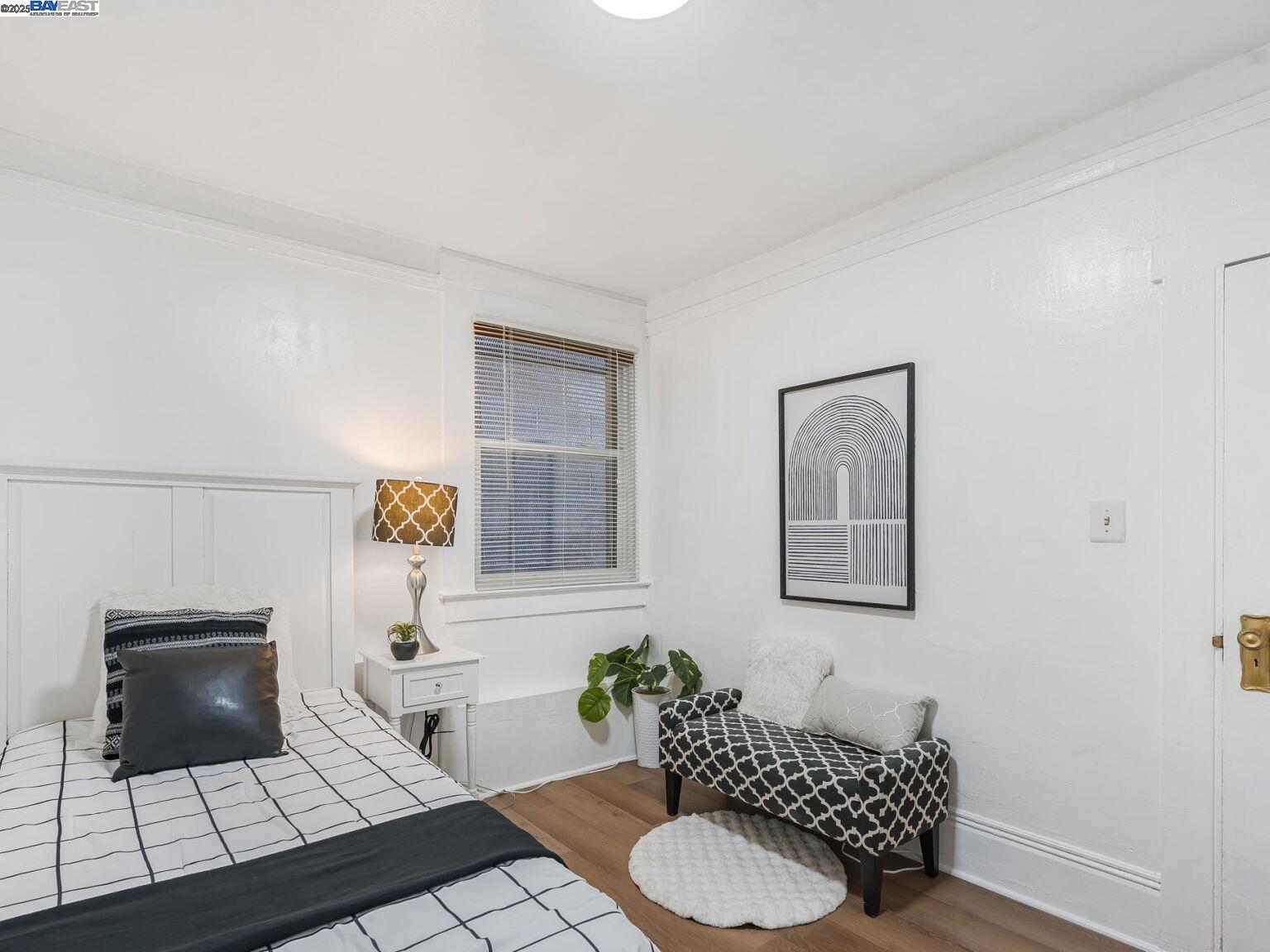 Detail Gallery Image 23 of 60 For 473 Newton Ave, Oakland,  CA 94606 - 4 Beds | 2 Baths
