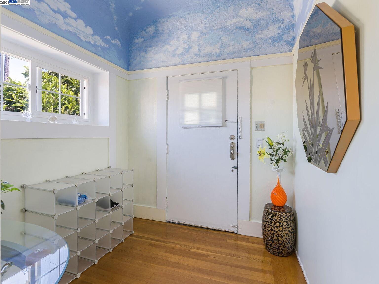 Detail Gallery Image 30 of 60 For 473 Newton Ave, Oakland,  CA 94606 - 4 Beds | 2 Baths
