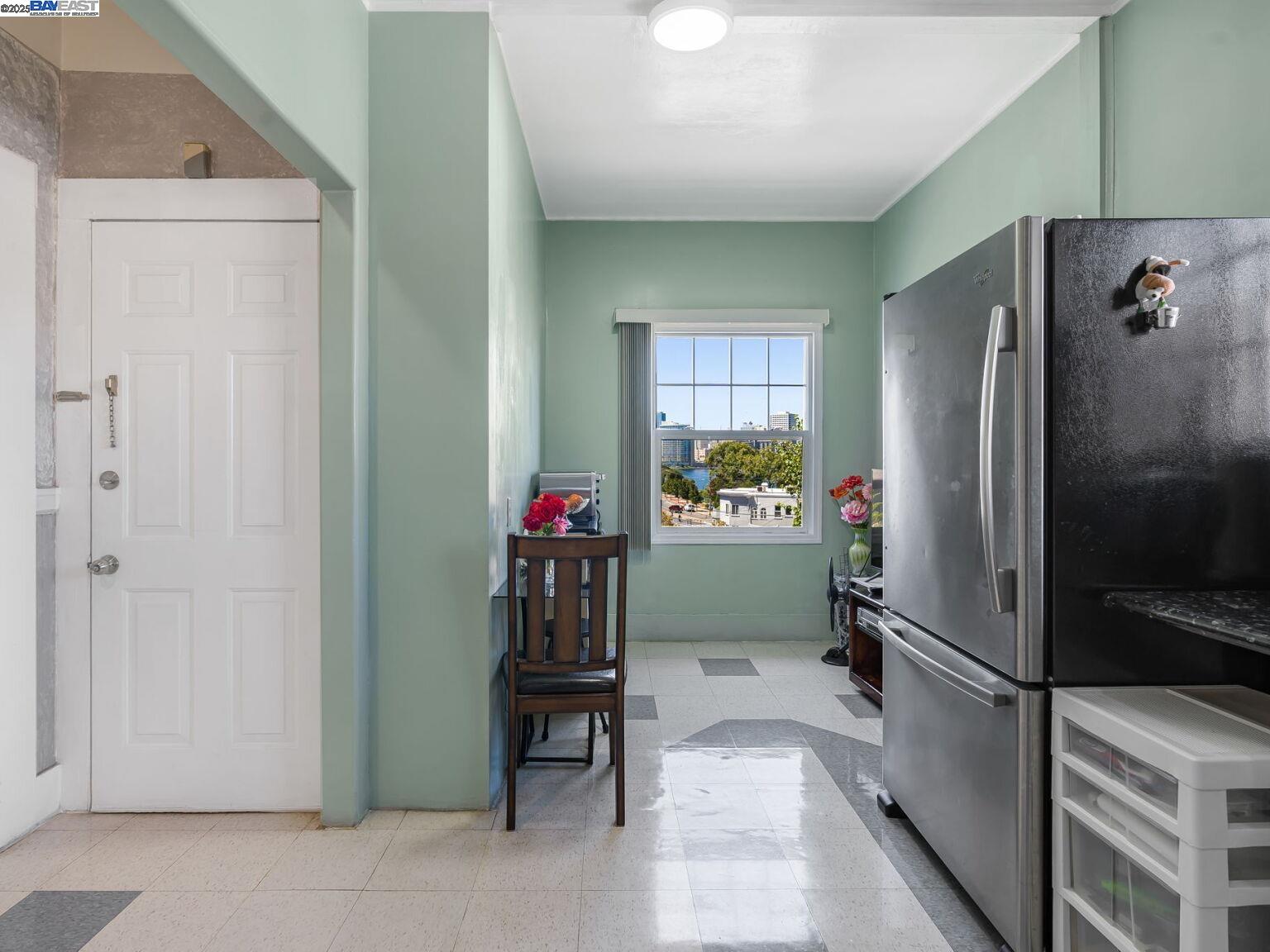 Detail Gallery Image 37 of 60 For 473 Newton Ave, Oakland,  CA 94606 - 4 Beds | 2 Baths