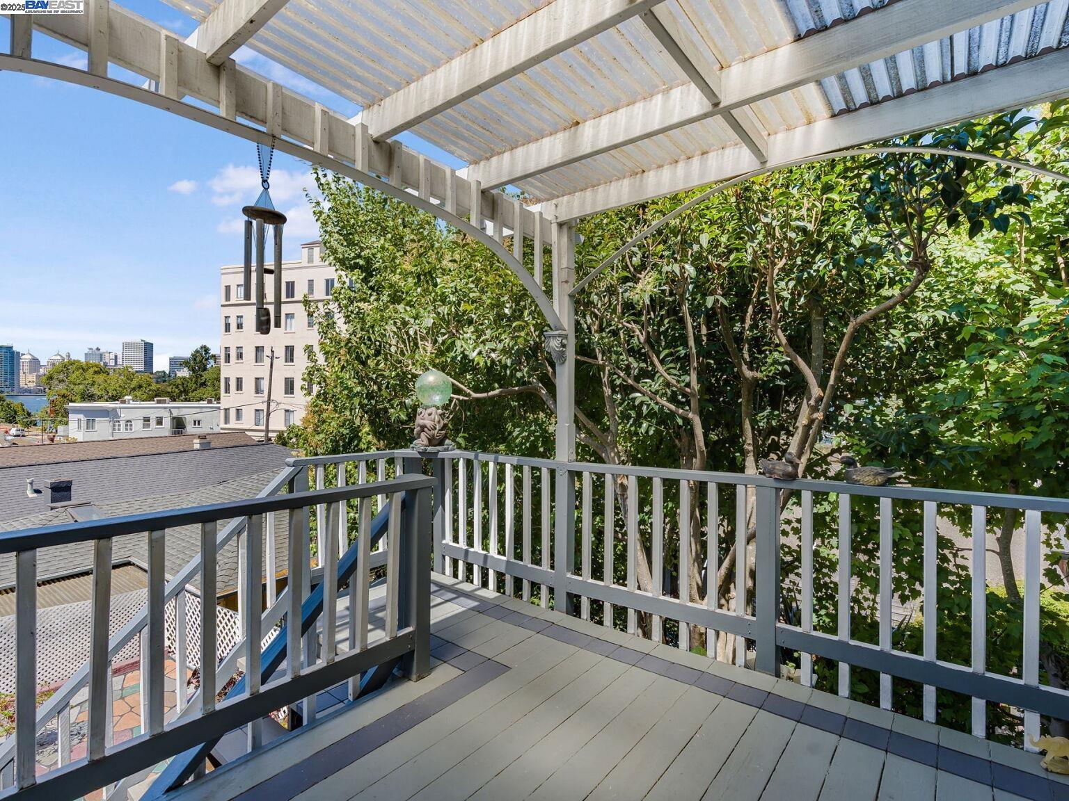 Detail Gallery Image 43 of 60 For 473 Newton Ave, Oakland,  CA 94606 - 4 Beds | 2 Baths