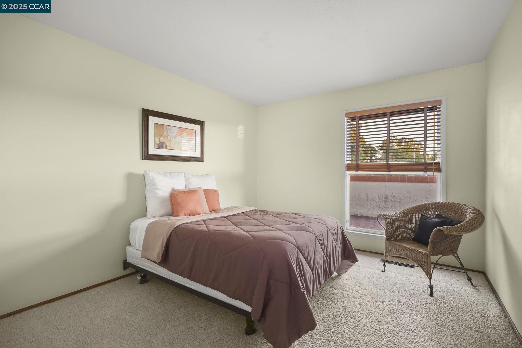 Detail Gallery Image 21 of 29 For 1170 Sunrise Hill, Concord,  CA 94518 - 3 Beds | 2/1 Baths