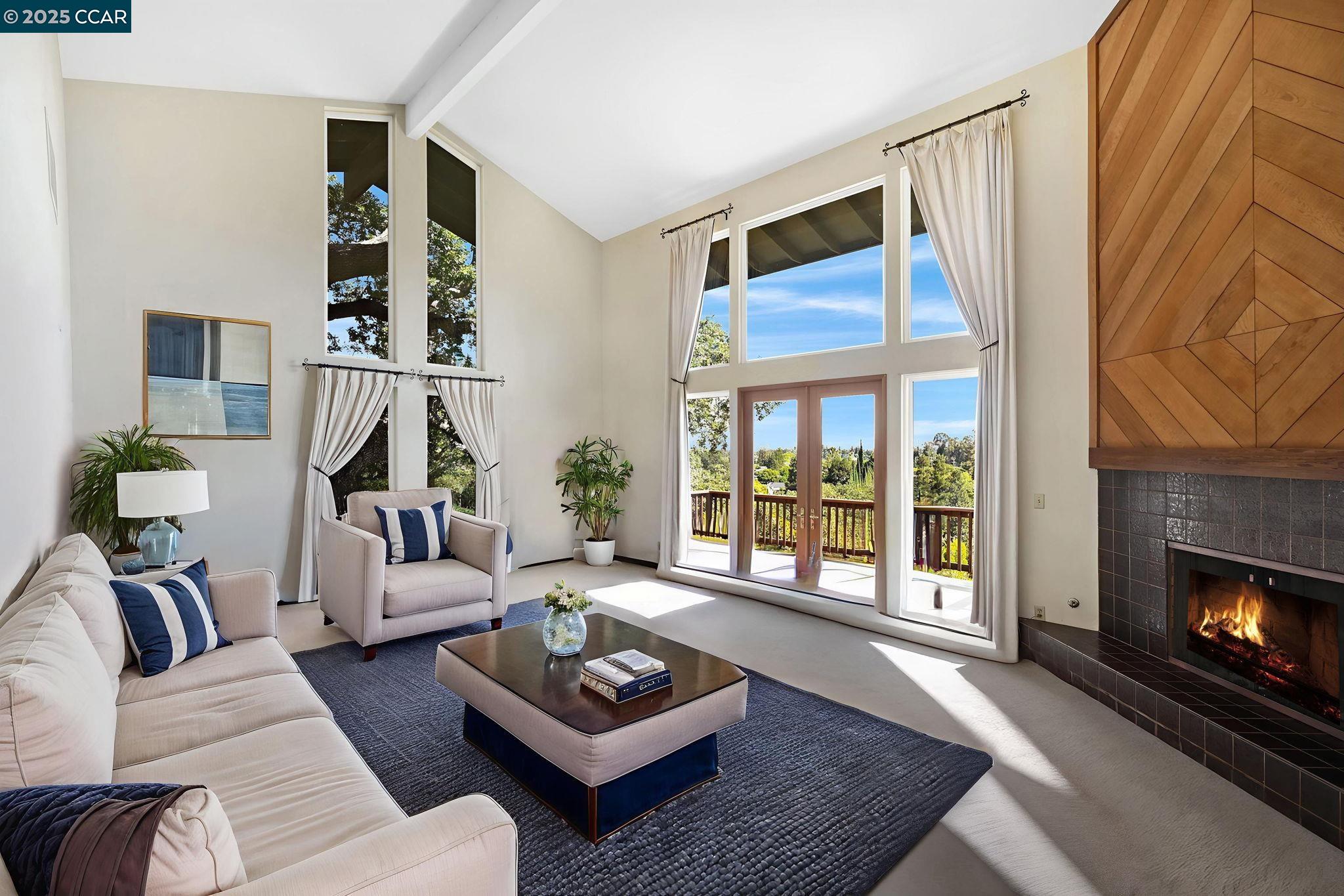 Detail Gallery Image 7 of 29 For 1170 Sunrise Hill, Concord,  CA 94518 - 3 Beds | 2/1 Baths