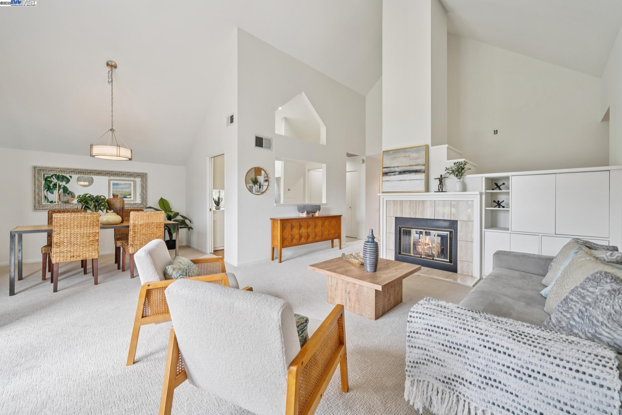 Detail Gallery Image 19 of 59 For 937 Independence Dr, Alameda,  CA 94501 - 2 Beds | 2 Baths