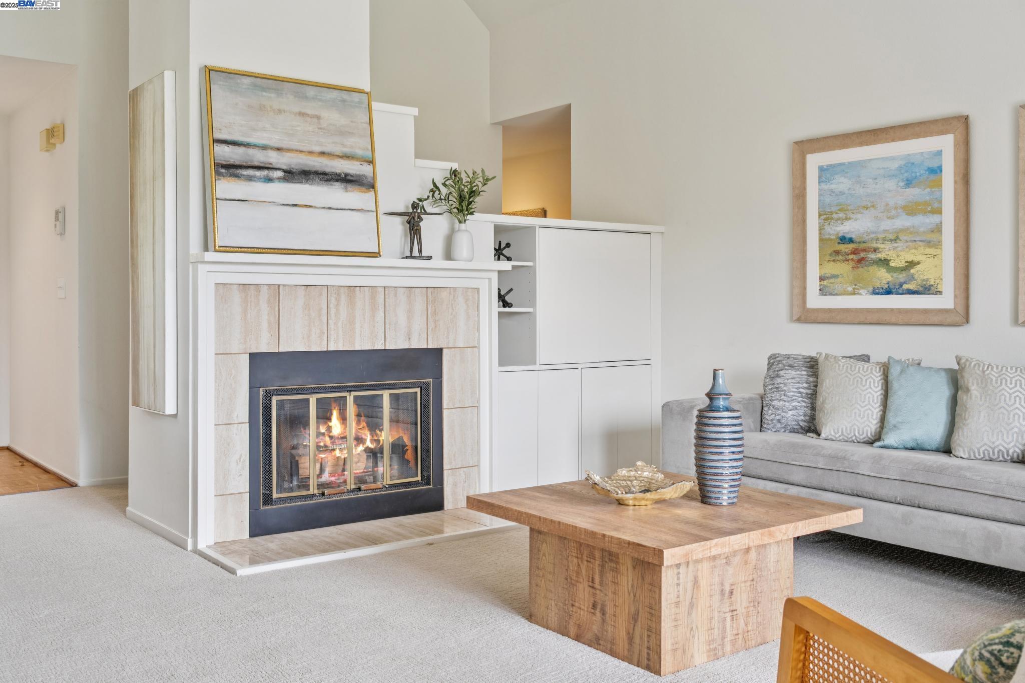 Detail Gallery Image 22 of 59 For 937 Independence Dr, Alameda,  CA 94501 - 2 Beds | 2 Baths