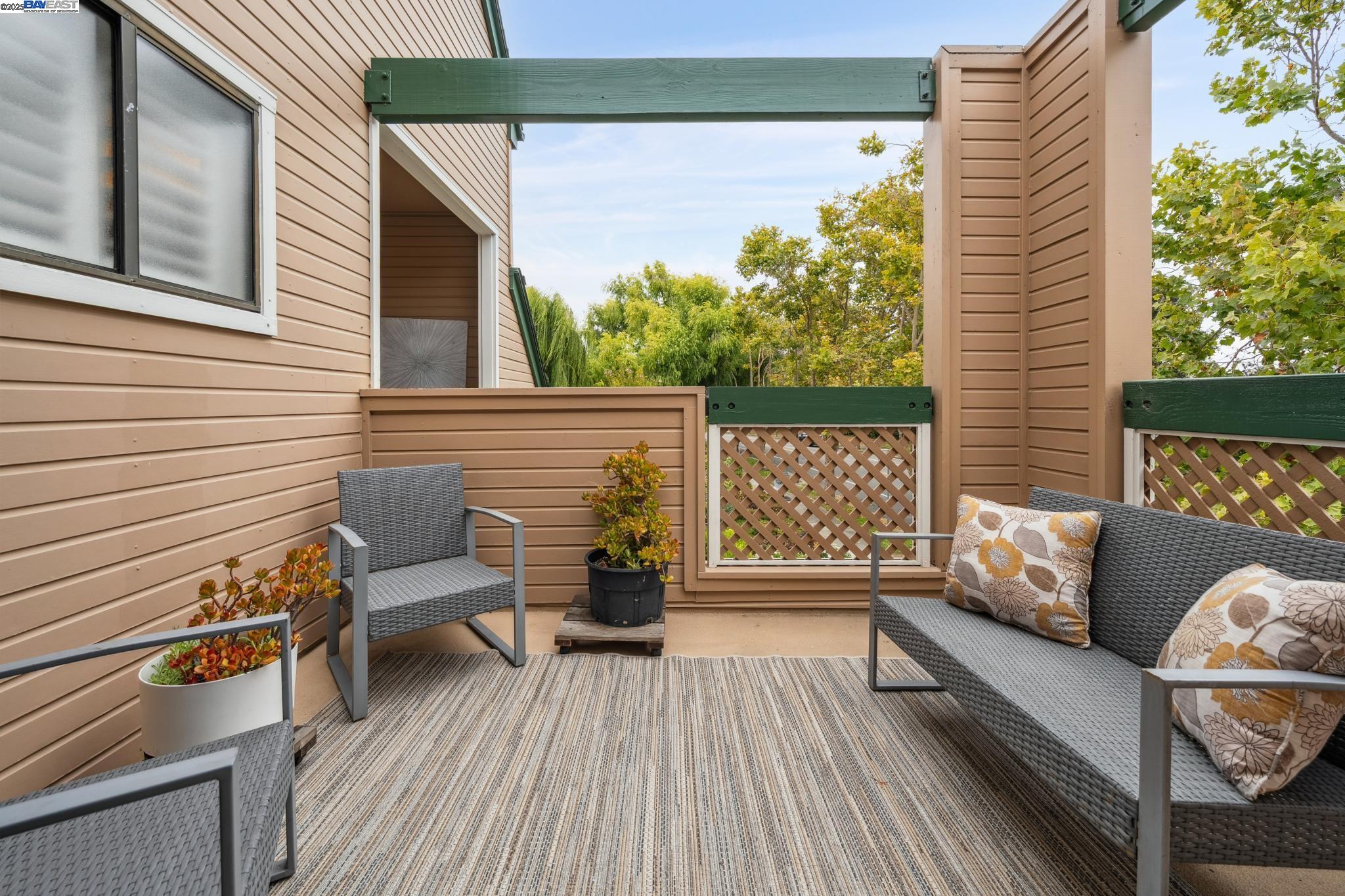 Detail Gallery Image 49 of 59 For 937 Independence Dr, Alameda,  CA 94501 - 2 Beds | 2 Baths