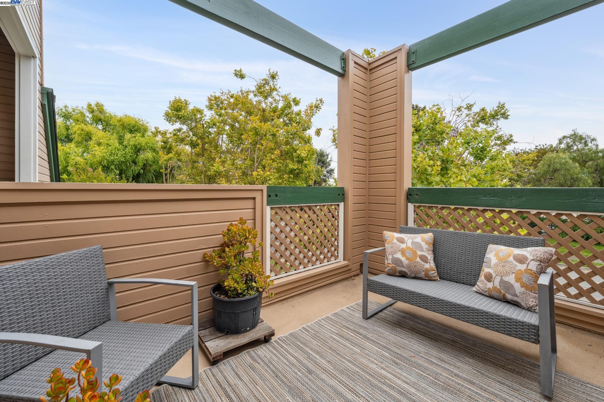 Detail Gallery Image 50 of 59 For 937 Independence Dr, Alameda,  CA 94501 - 2 Beds | 2 Baths