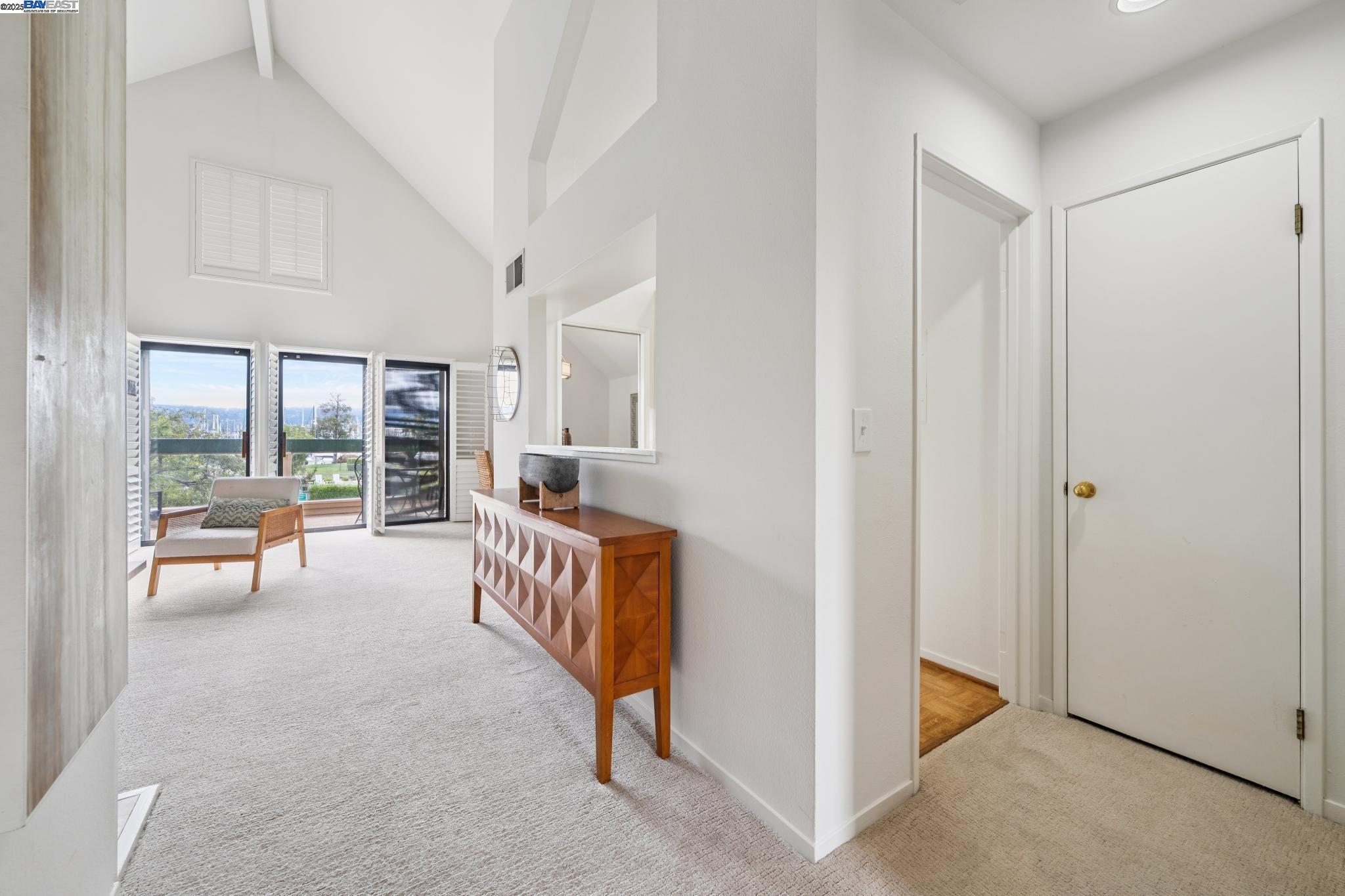 Detail Gallery Image 7 of 59 For 937 Independence Dr, Alameda,  CA 94501 - 2 Beds | 2 Baths