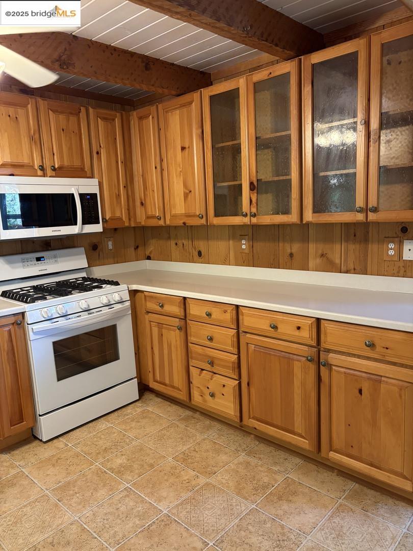 Detail Gallery Image 6 of 25 For 18732 Middle Camp Sugar Pine Rd, Twain Harte,  CA 95383 - 2 Beds | 3 Baths