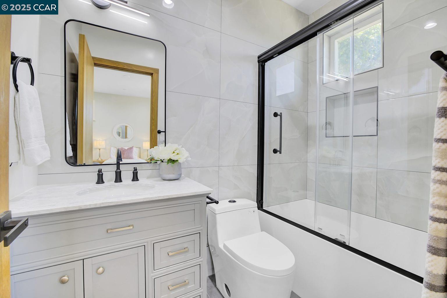 Detail Gallery Image 23 of 36 For 34926 Moina Shaiq Common, Fremont,  CA 94555 - 4 Beds | 3 Baths