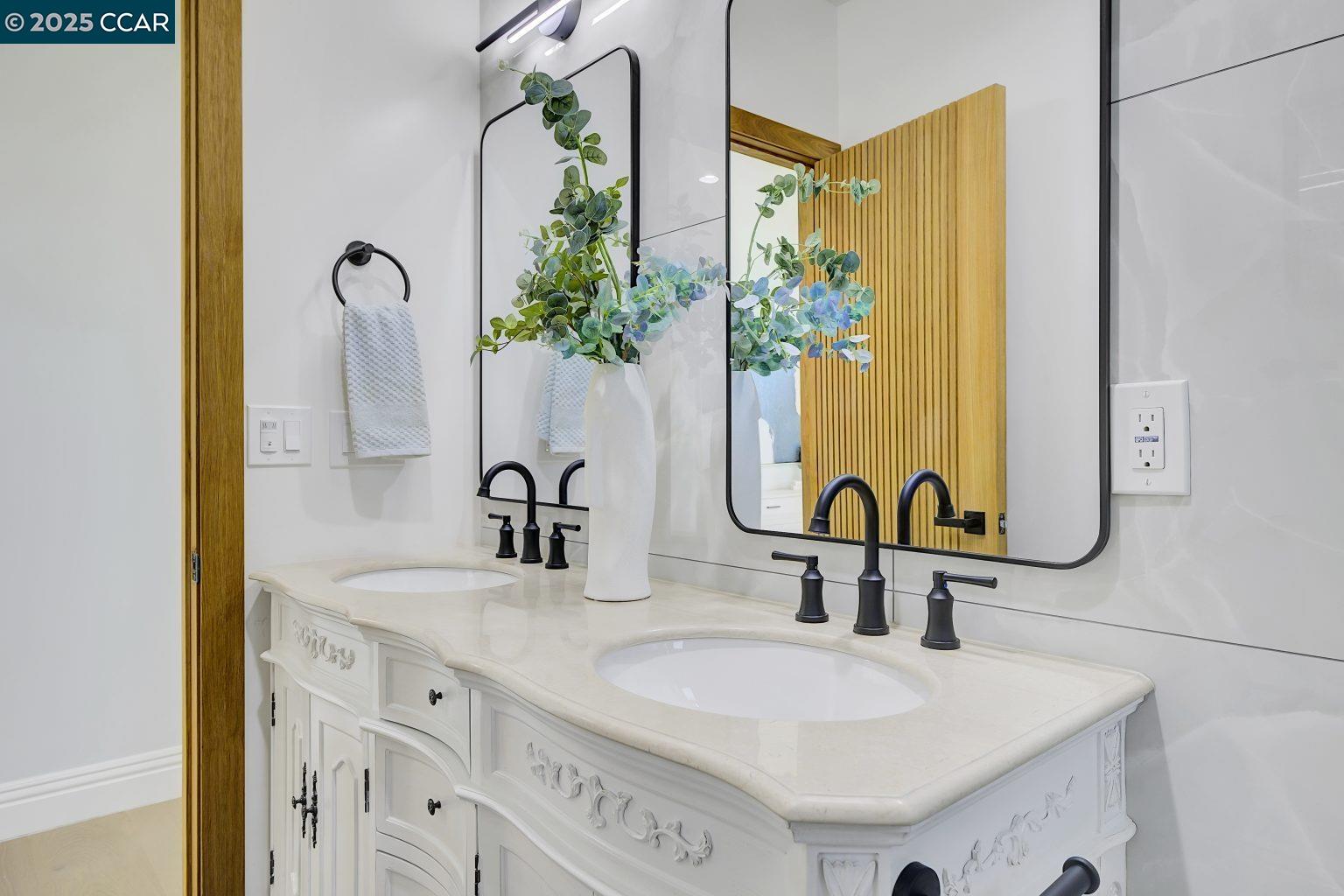 Detail Gallery Image 28 of 36 For 34926 Moina Shaiq Common, Fremont,  CA 94555 - 4 Beds | 3 Baths