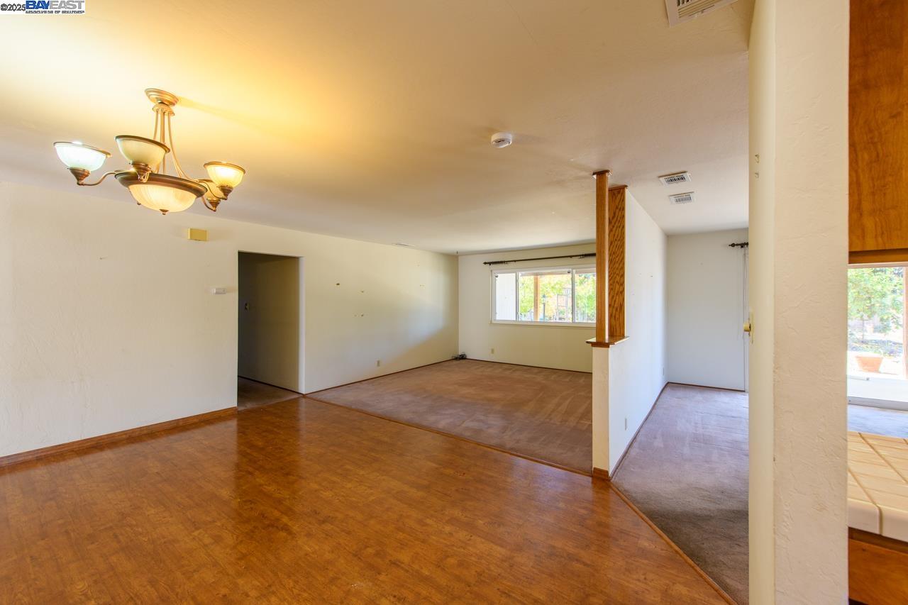 Detail Gallery Image 8 of 36 For 38071 3rd St, Fremont,  CA 94536 - 3 Beds | 2 Baths