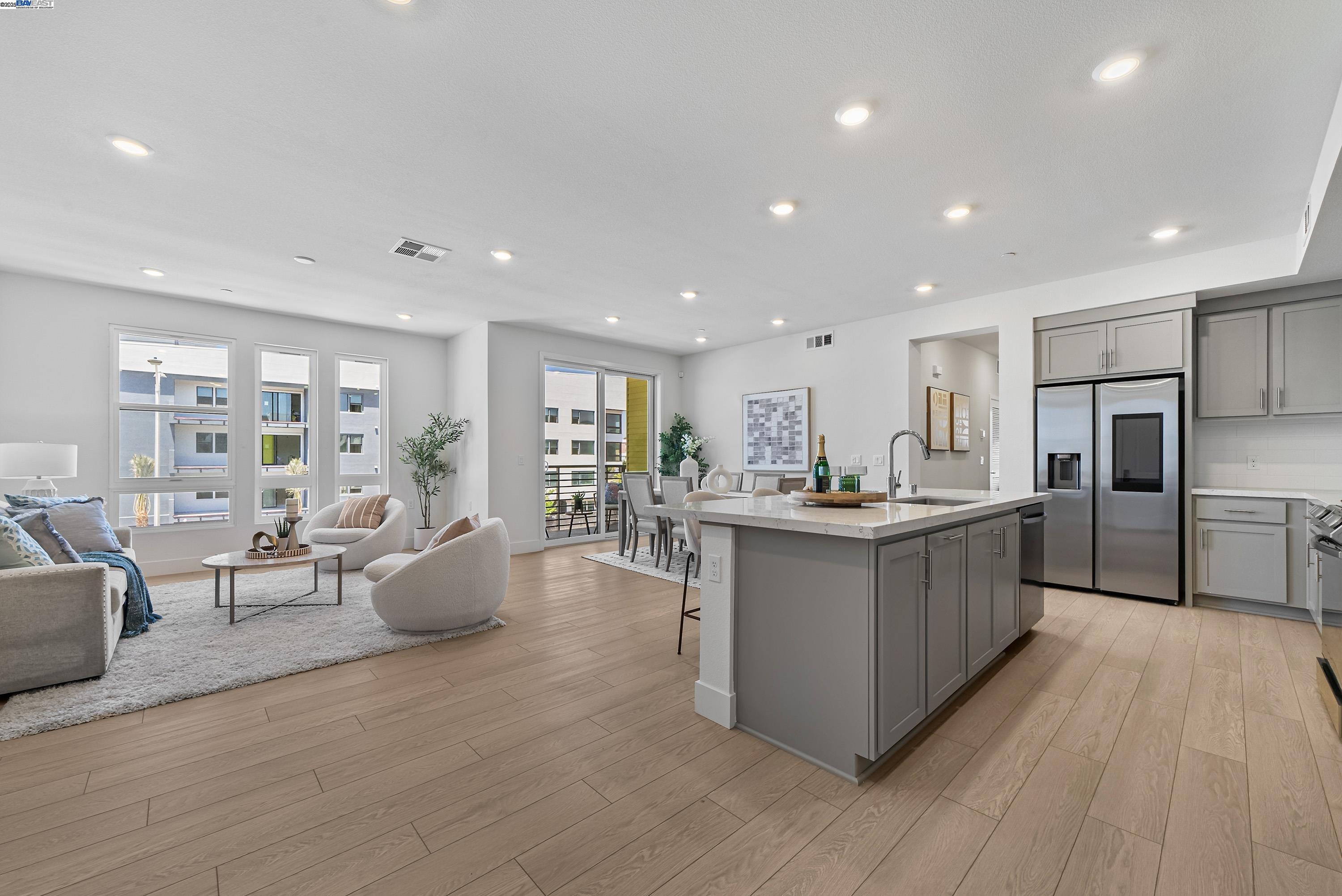 Detail Gallery Image 13 of 45 For 44867 S Grimmer Blvd #300,  Fremont,  CA 94538 - 2 Beds | 2 Baths