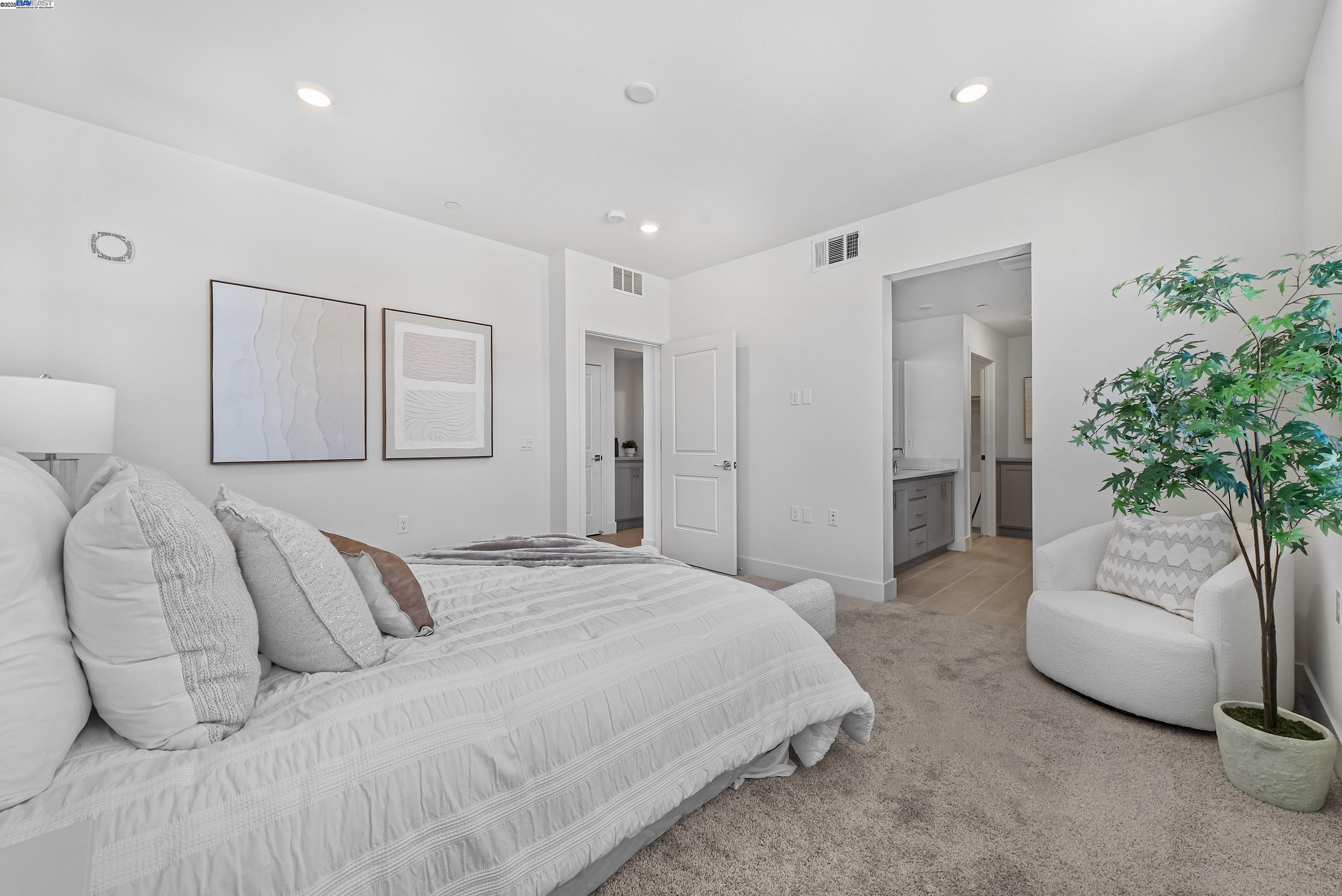 Detail Gallery Image 19 of 45 For 44867 S Grimmer Blvd #300,  Fremont,  CA 94538 - 2 Beds | 2 Baths