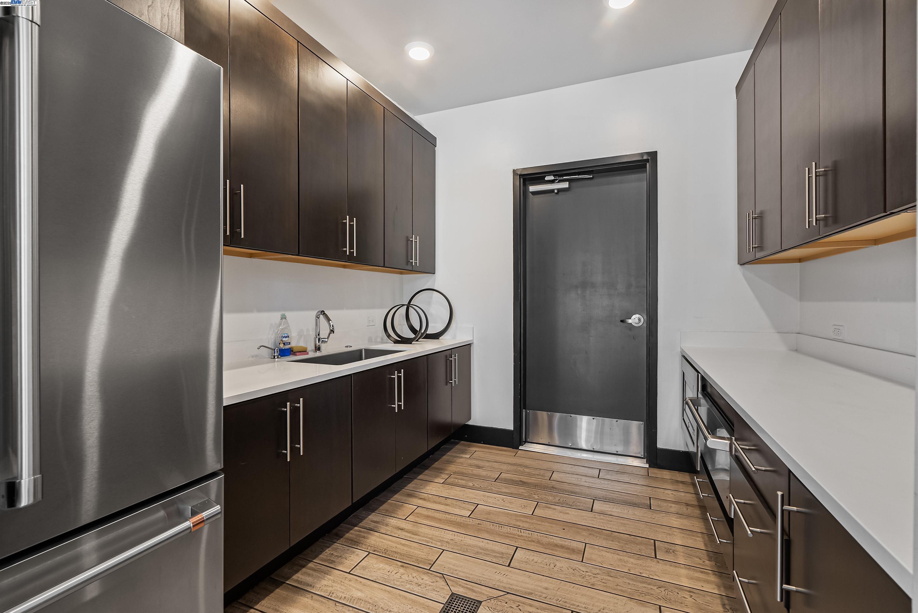Detail Gallery Image 36 of 45 For 44867 S Grimmer Blvd #300,  Fremont,  CA 94538 - 2 Beds | 2 Baths