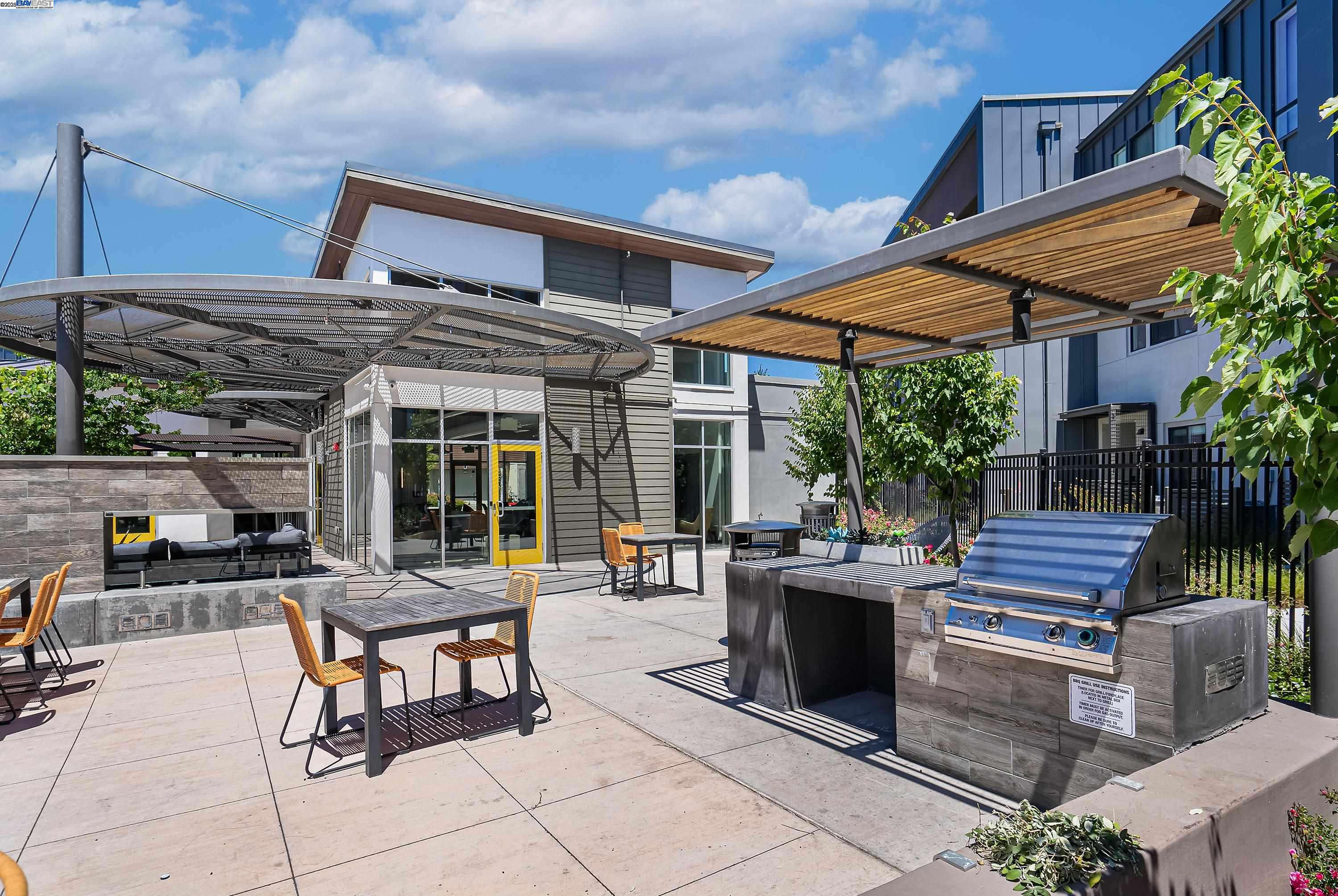 Detail Gallery Image 38 of 45 For 44867 S Grimmer Blvd #300,  Fremont,  CA 94538 - 2 Beds | 2 Baths