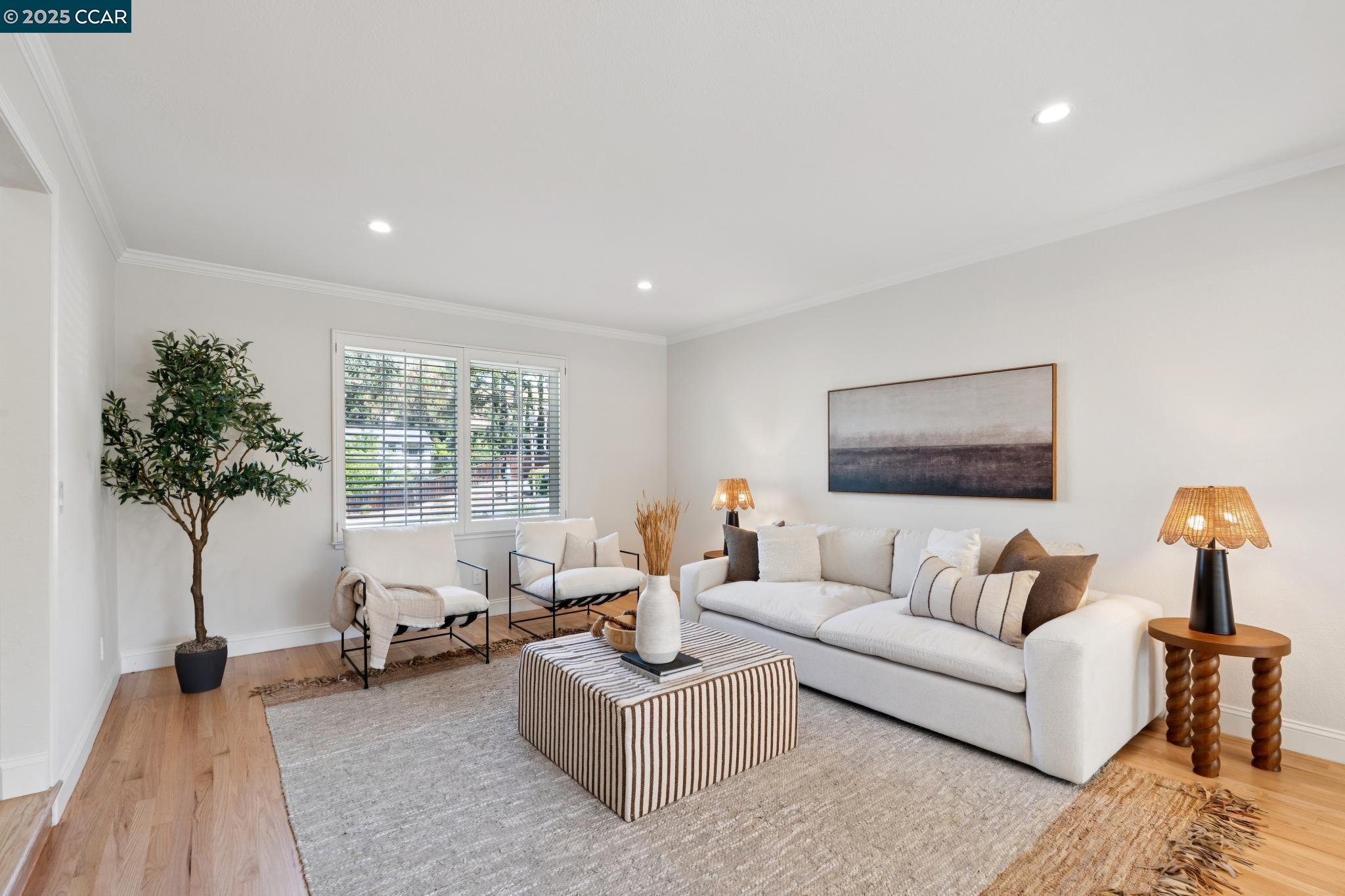 Detail Gallery Image 9 of 41 For 1826 Yolanda Circle, Clayton,  CA 94517 - 4 Beds | 3 Baths
