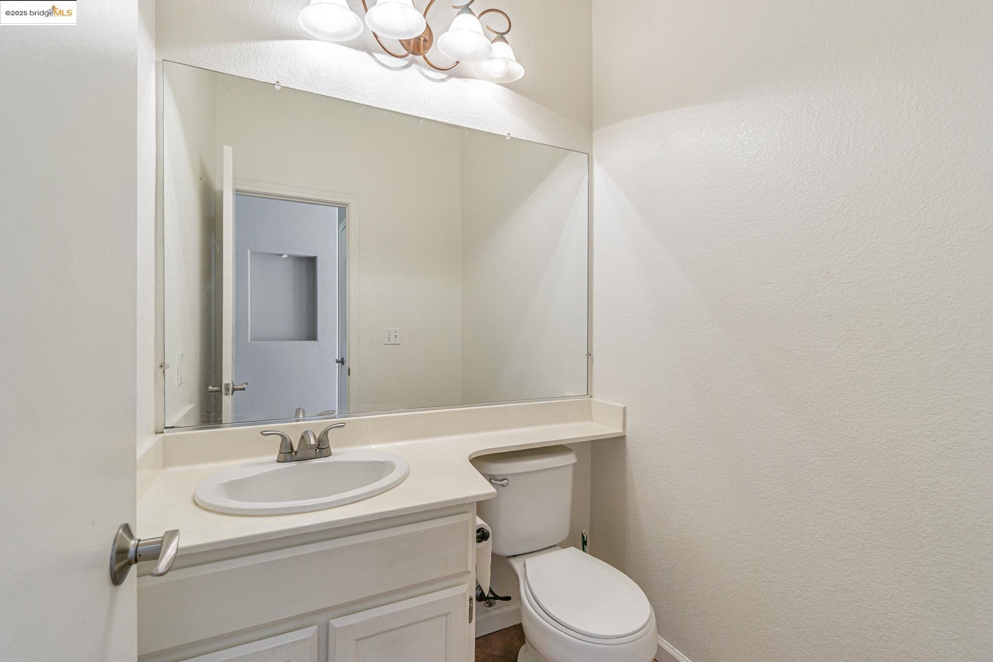 Detail Gallery Image 39 of 49 For 1828 Shadowcliff Way, Brentwood,  CA 94513 - 4 Beds | 3 Baths