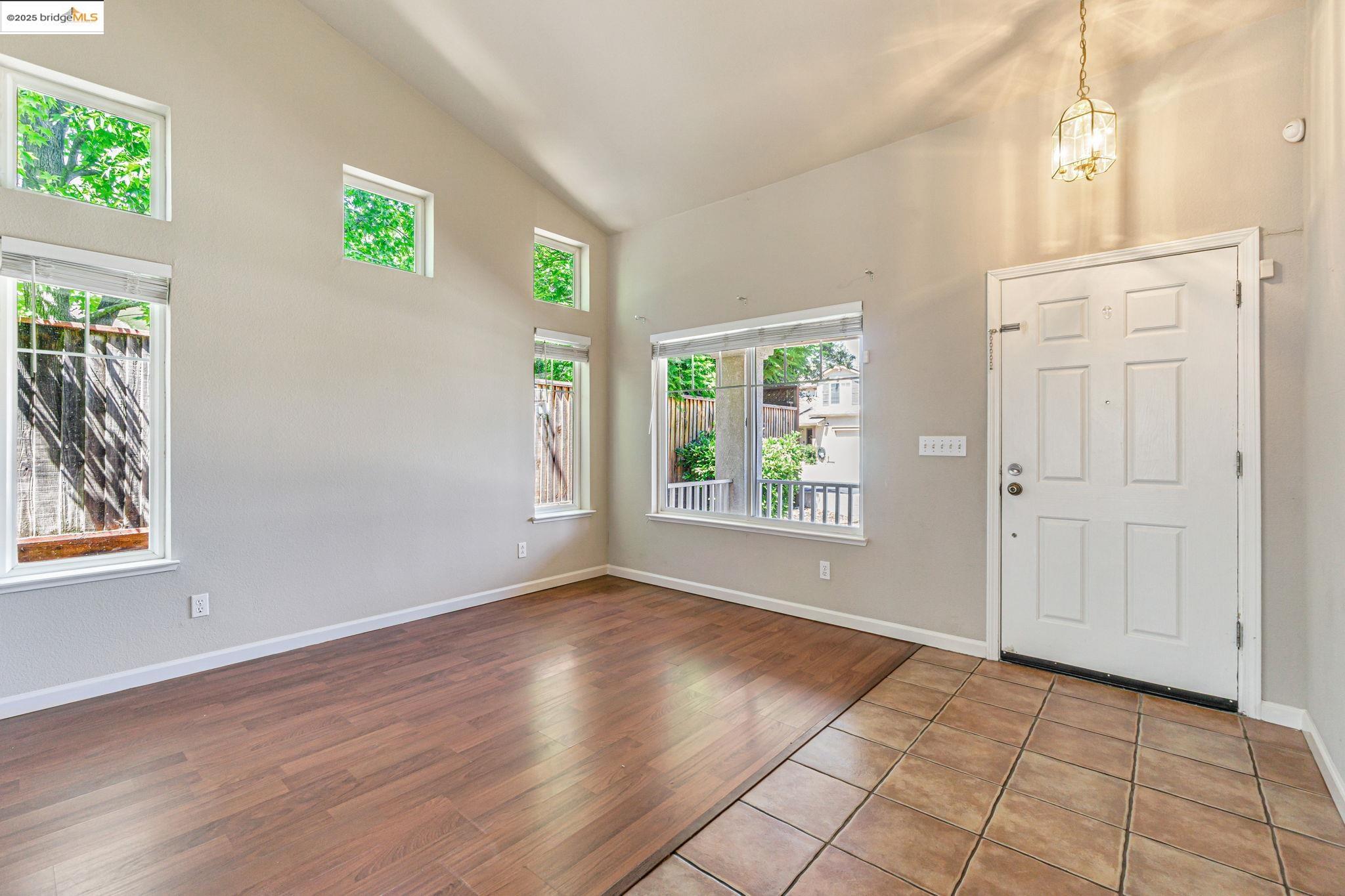 Detail Gallery Image 5 of 49 For 1828 Shadowcliff Way, Brentwood,  CA 94513 - 4 Beds | 3 Baths