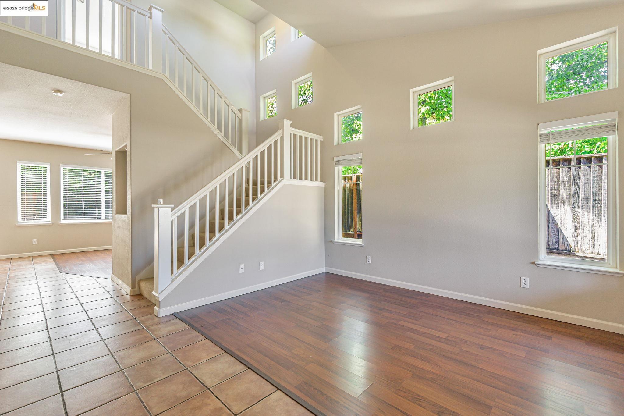 Detail Gallery Image 8 of 49 For 1828 Shadowcliff Way, Brentwood,  CA 94513 - 4 Beds | 3 Baths