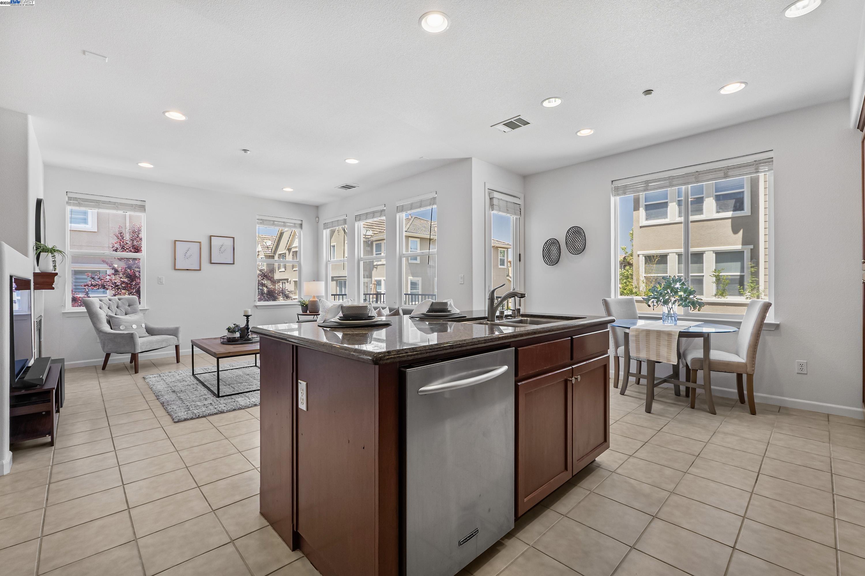Detail Gallery Image 18 of 57 For 6268 Byron Ln, San Ramon,  CA 94582 - 4 Beds | 3 Baths