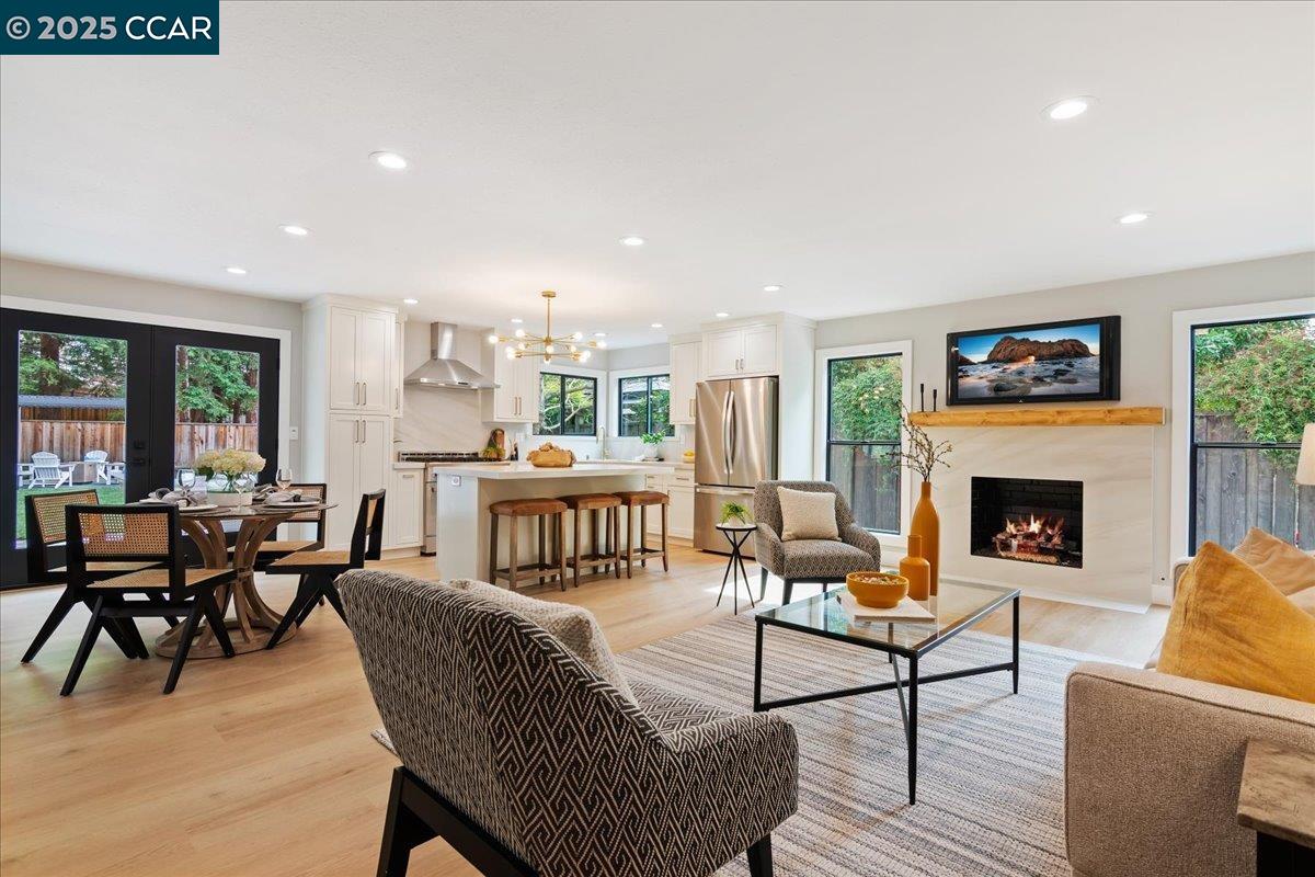 Detail Gallery Image 14 of 60 For 721 Sinnet Ct, Danville,  CA 94526 - 3 Beds | 2/1 Baths
