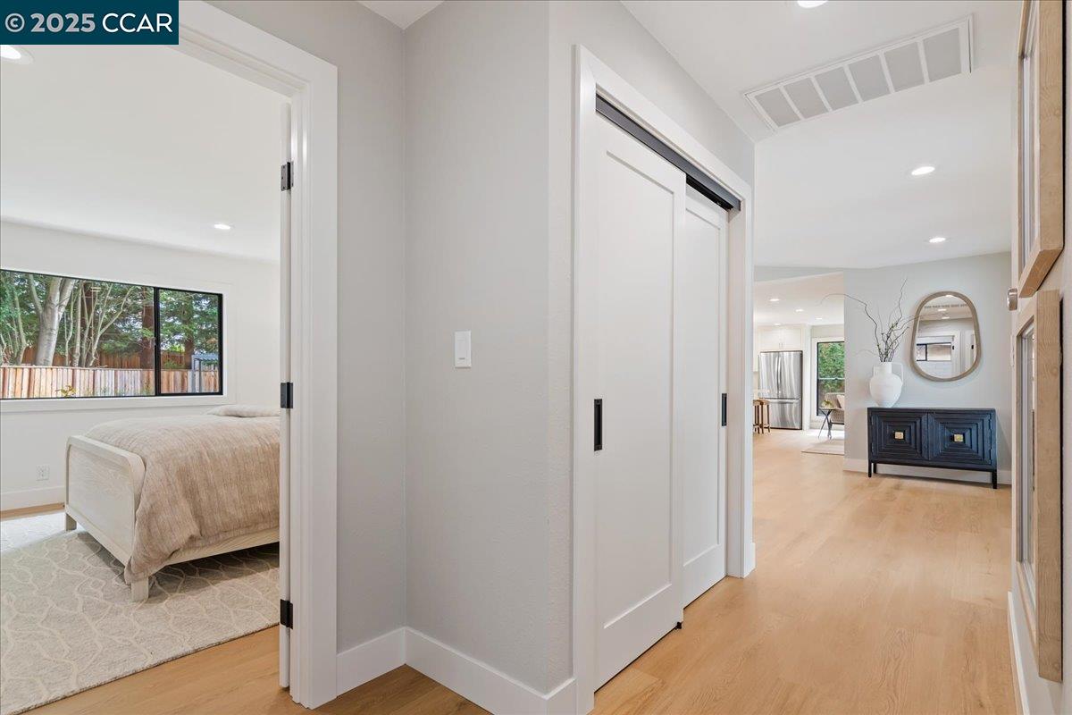 Detail Gallery Image 31 of 60 For 721 Sinnet Ct, Danville,  CA 94526 - 3 Beds | 2/1 Baths