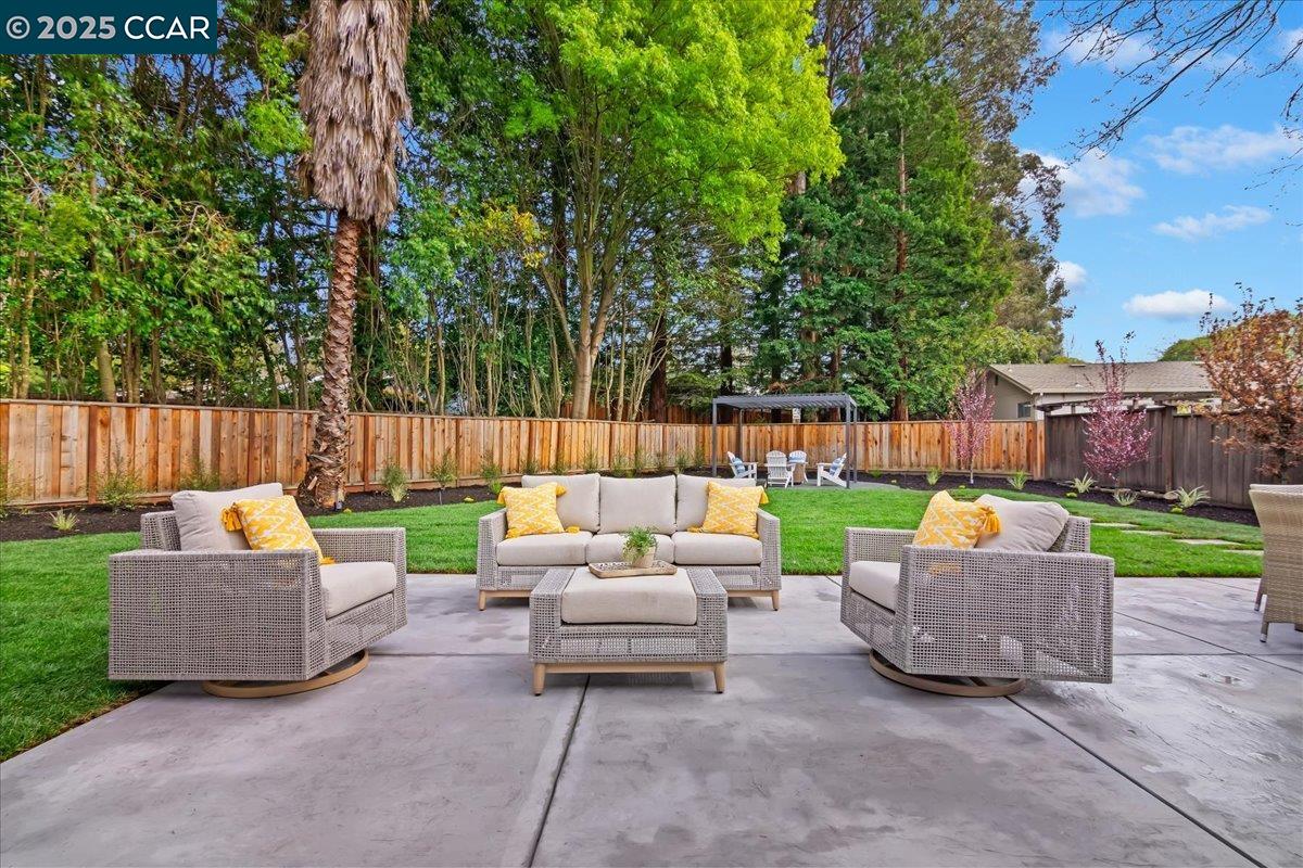 Detail Gallery Image 52 of 60 For 721 Sinnet Ct, Danville,  CA 94526 - 3 Beds | 2/1 Baths