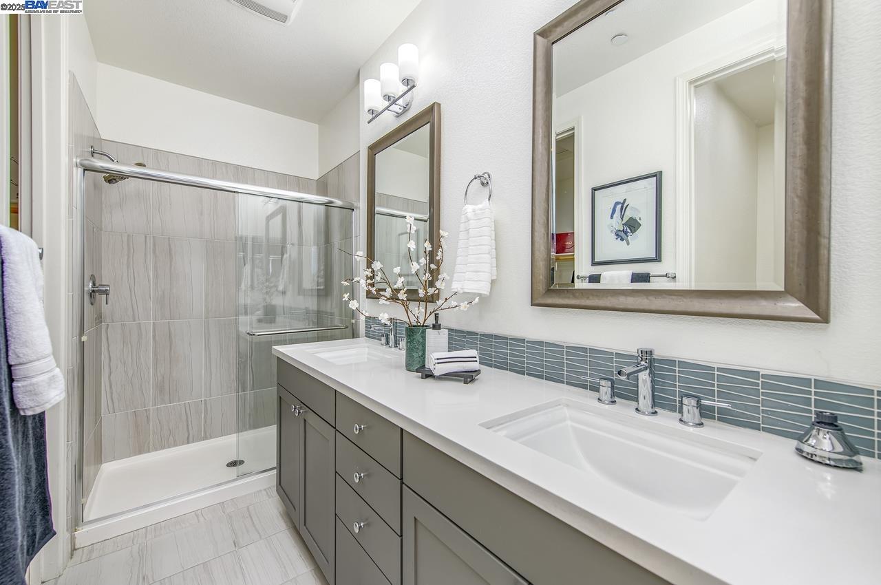 Detail Gallery Image 26 of 40 For 7018 Stags Leap Ln, Dublin,  CA 94568 - 2 Beds | 2/1 Baths