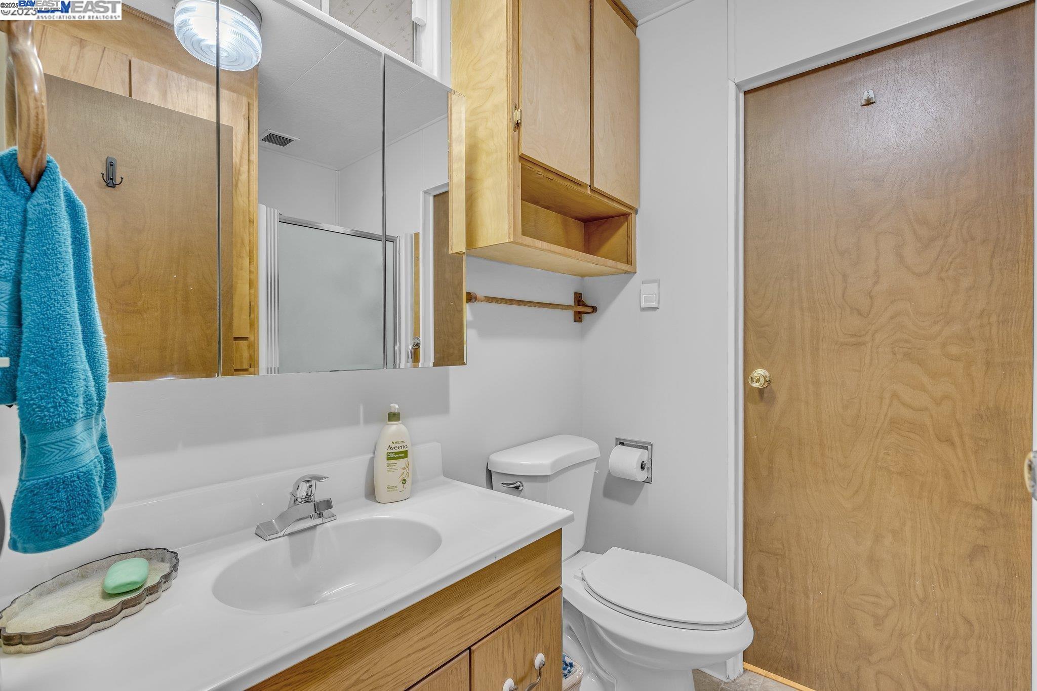 Detail Gallery Image 8 of 12 For 711 Old Canyon Rd. #169,  Fremont,  CA 94536 - 2 Beds | 2 Baths