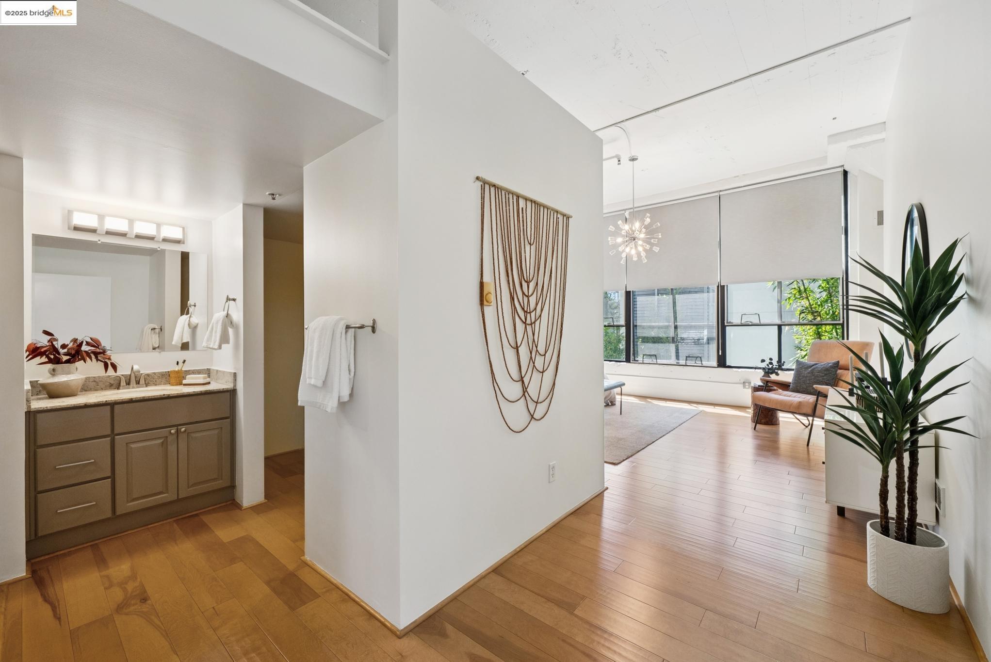 Detail Gallery Image 17 of 38 For 1500 Park Ave. #212,  Emeryville,  CA 94608 - 2 Beds | 2 Baths