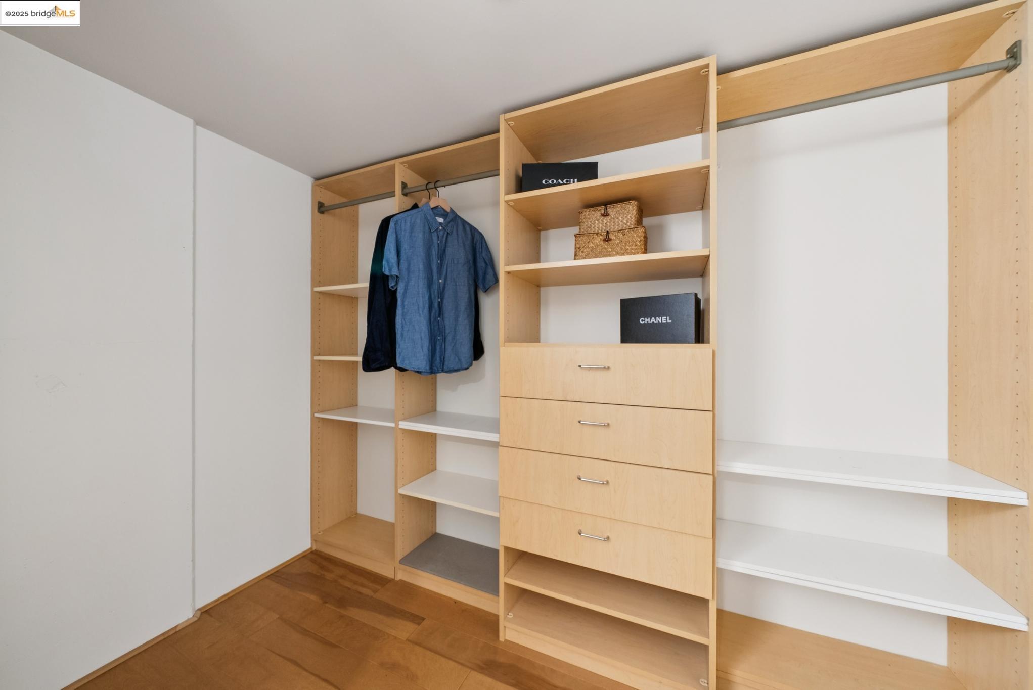 Detail Gallery Image 22 of 38 For 1500 Park Ave. #212,  Emeryville,  CA 94608 - 2 Beds | 2 Baths