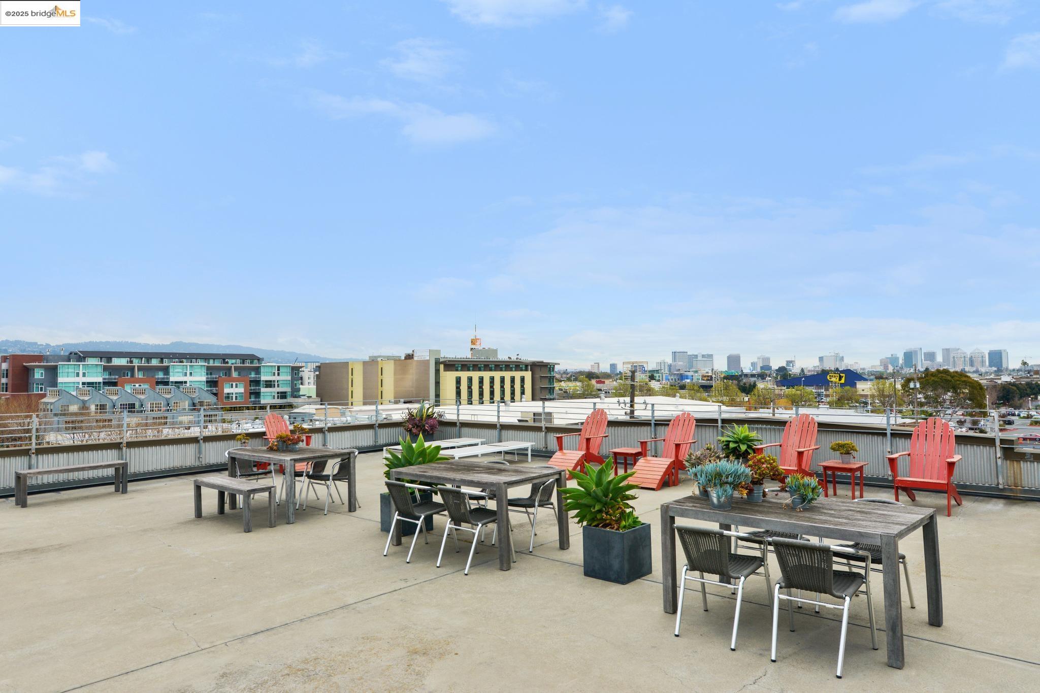 Detail Gallery Image 35 of 38 For 1500 Park Ave. #212,  Emeryville,  CA 94608 - 2 Beds | 2 Baths