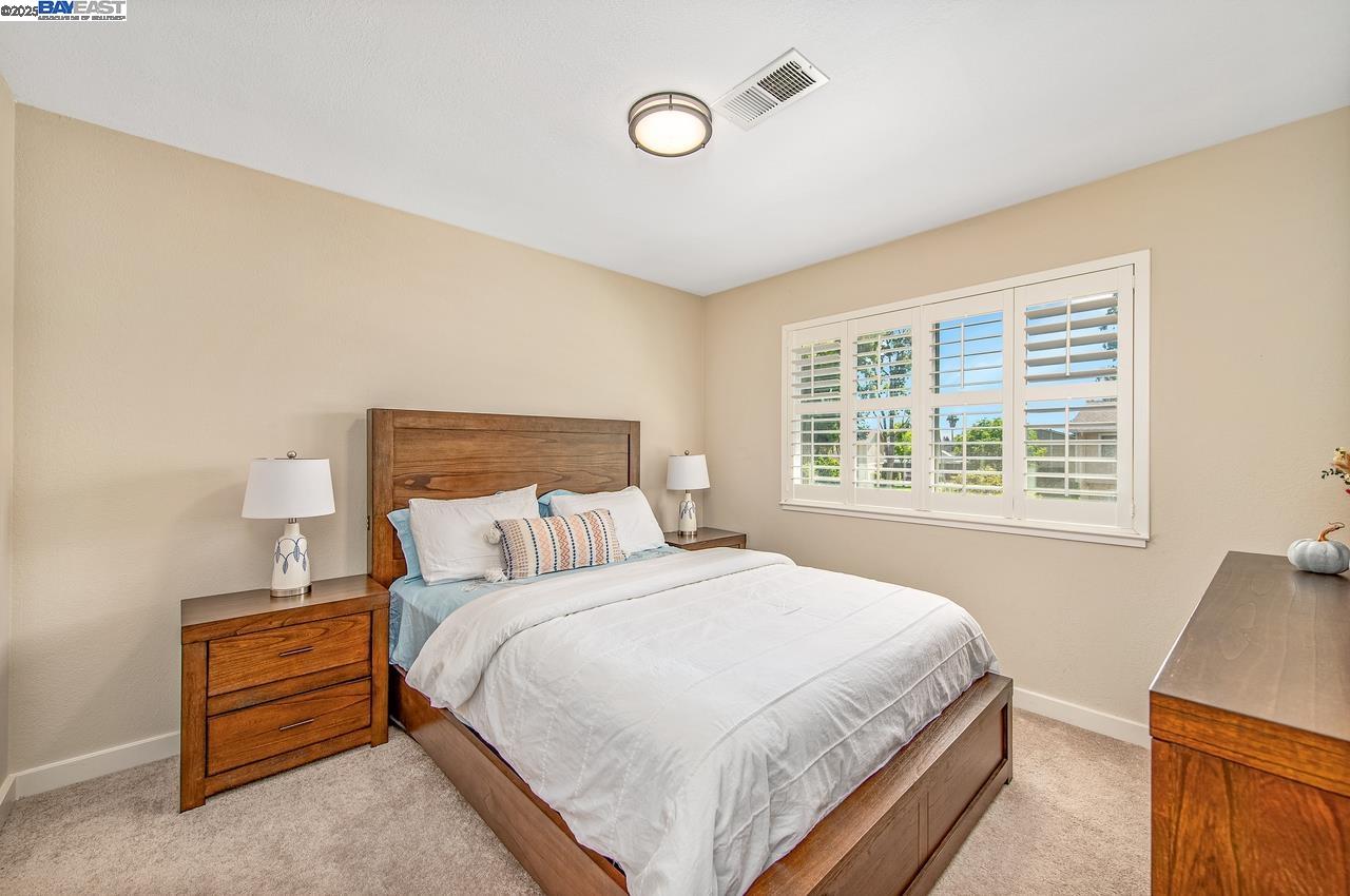 Detail Gallery Image 18 of 33 For 3732 Carrigan Cmn, Livermore,  CA 94550 - 2 Beds | 1/1 Baths