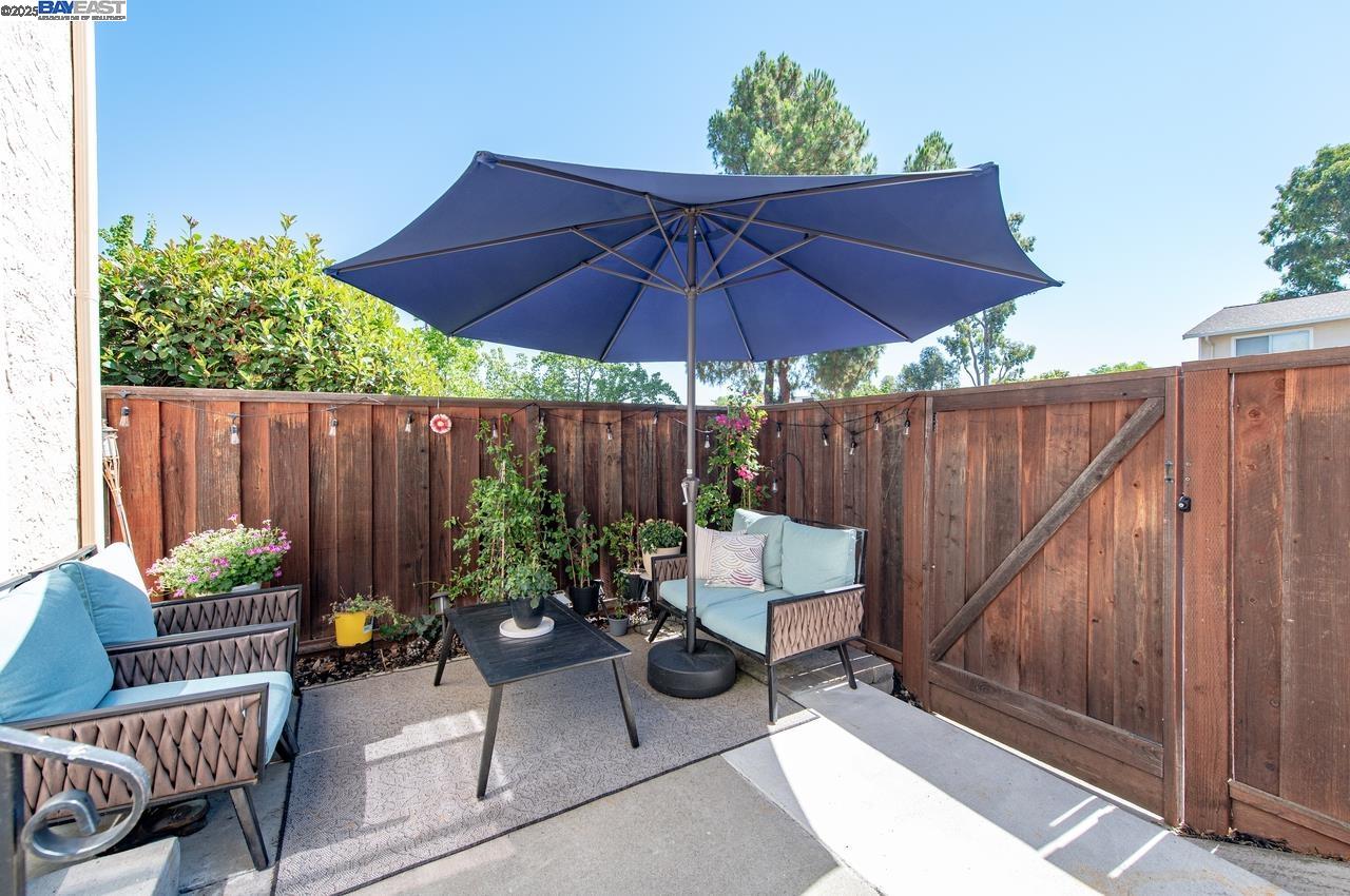 Detail Gallery Image 23 of 33 For 3732 Carrigan Cmn, Livermore,  CA 94550 - 2 Beds | 1/1 Baths