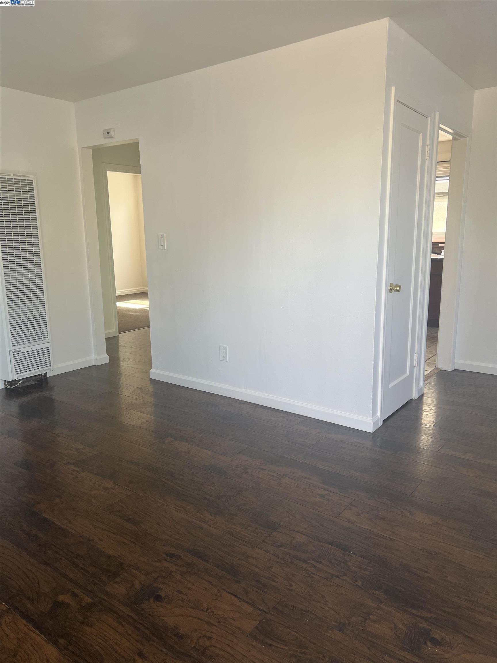 Detail Gallery Image 6 of 13 For 1610 Chanslor Ave, Richmond,  CA 94801 - 2 Beds | 1 Baths