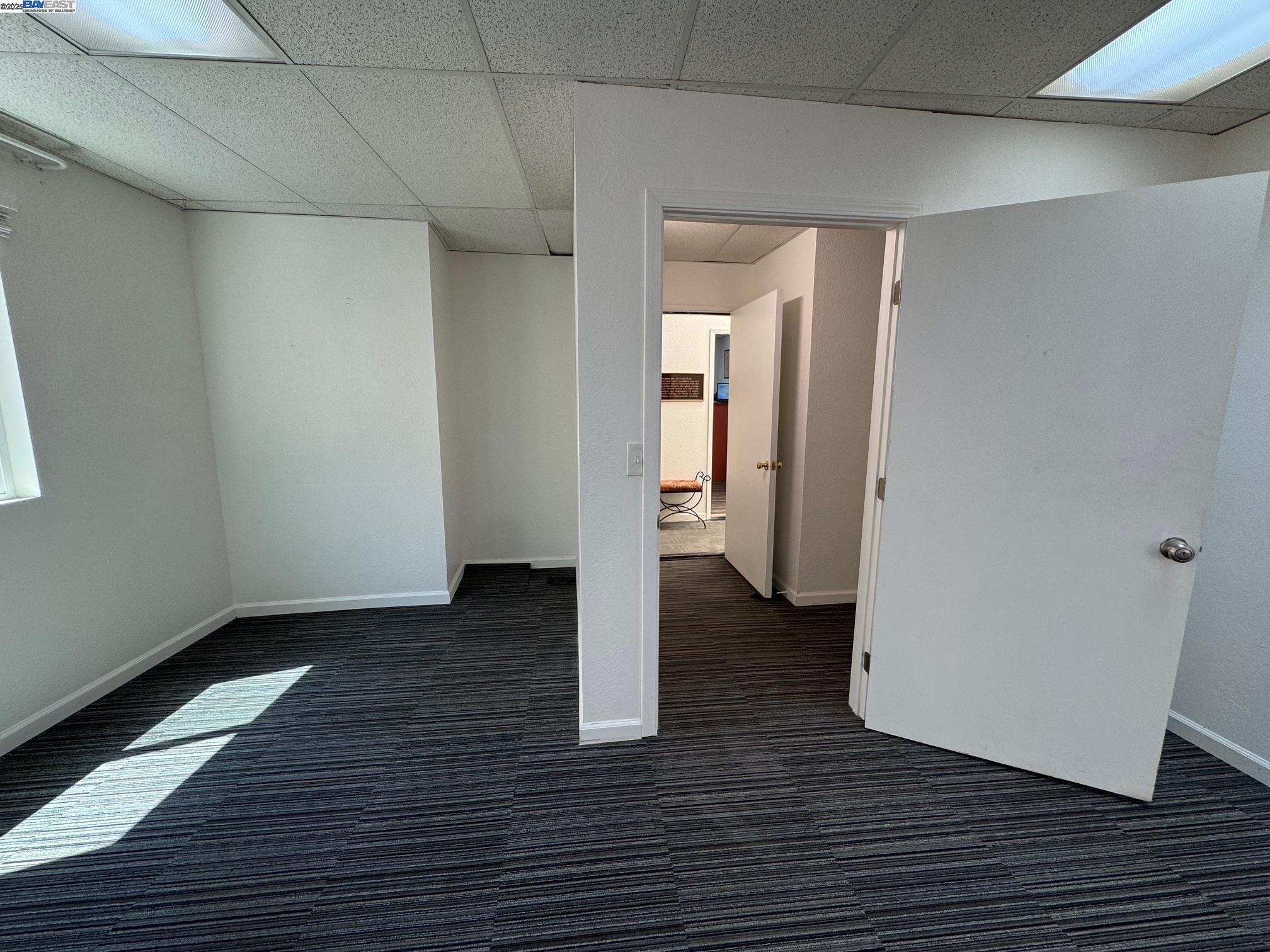 Detail Gallery Image 2 of 3 For 4601 Telegraph Ave 204, Oakland,  CA 94609 - – Beds | – Baths