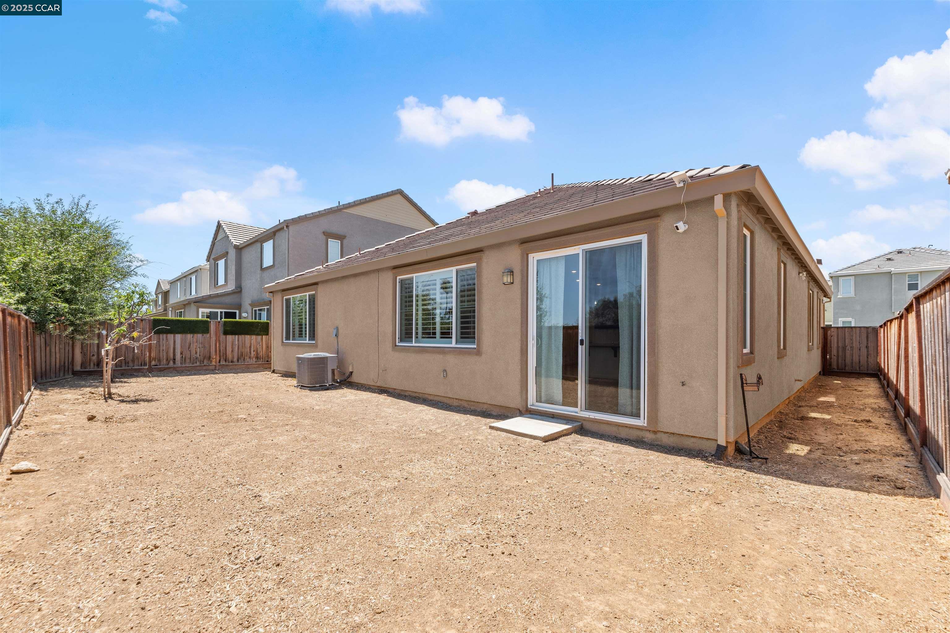 Detail Gallery Image 27 of 42 For 5468 Gallier Loop, Antioch,  CA 94531 - 3 Beds | 2 Baths