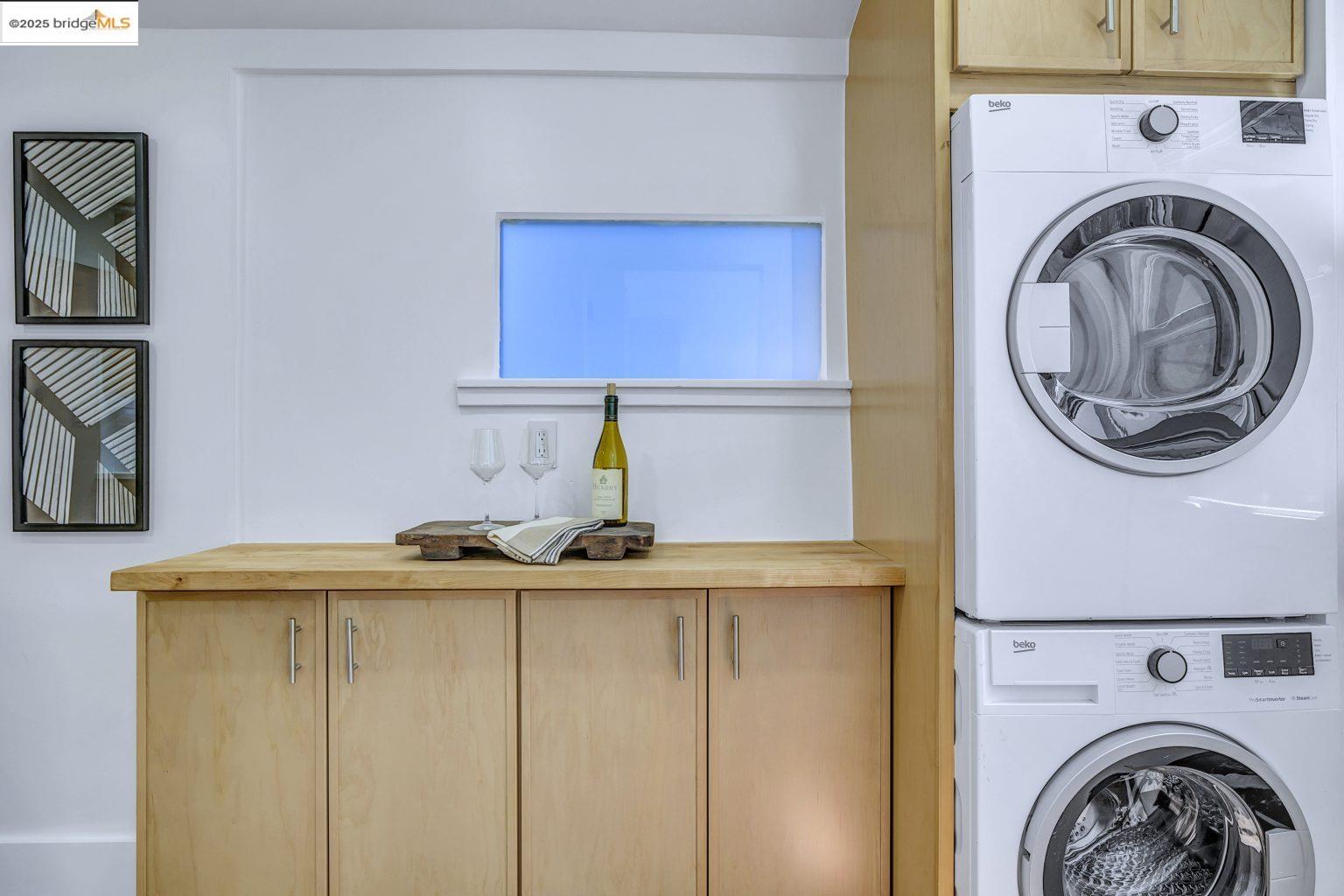 Detail Gallery Image 11 of 24 For 1236 Hopkins Street, Berkeley,  CA 94702 - 1 Beds | 1 Baths