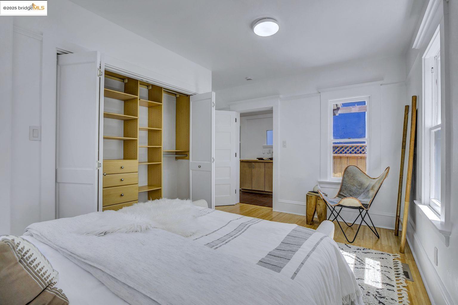Detail Gallery Image 13 of 24 For 1236 Hopkins Street, Berkeley,  CA 94702 - 1 Beds | 1 Baths