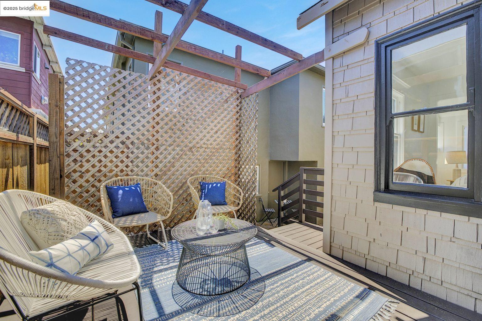 Detail Gallery Image 19 of 24 For 1236 Hopkins Street, Berkeley,  CA 94702 - 1 Beds | 1 Baths