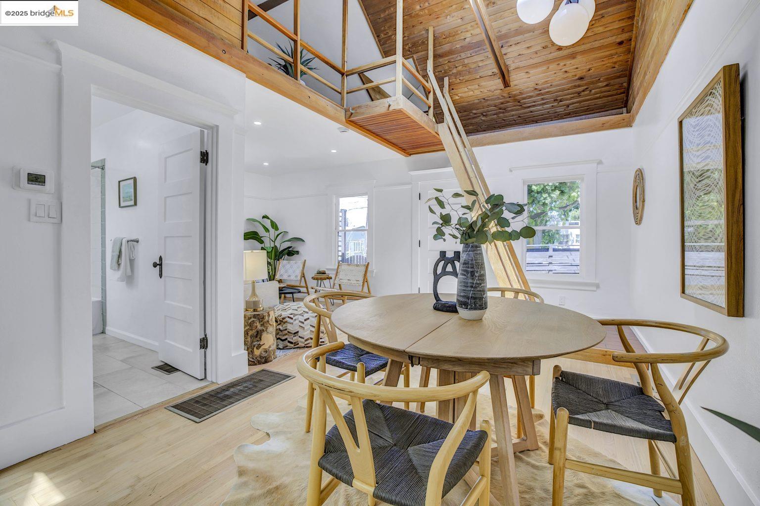 Detail Gallery Image 6 of 24 For 1236 Hopkins Street, Berkeley,  CA 94702 - 1 Beds | 1 Baths