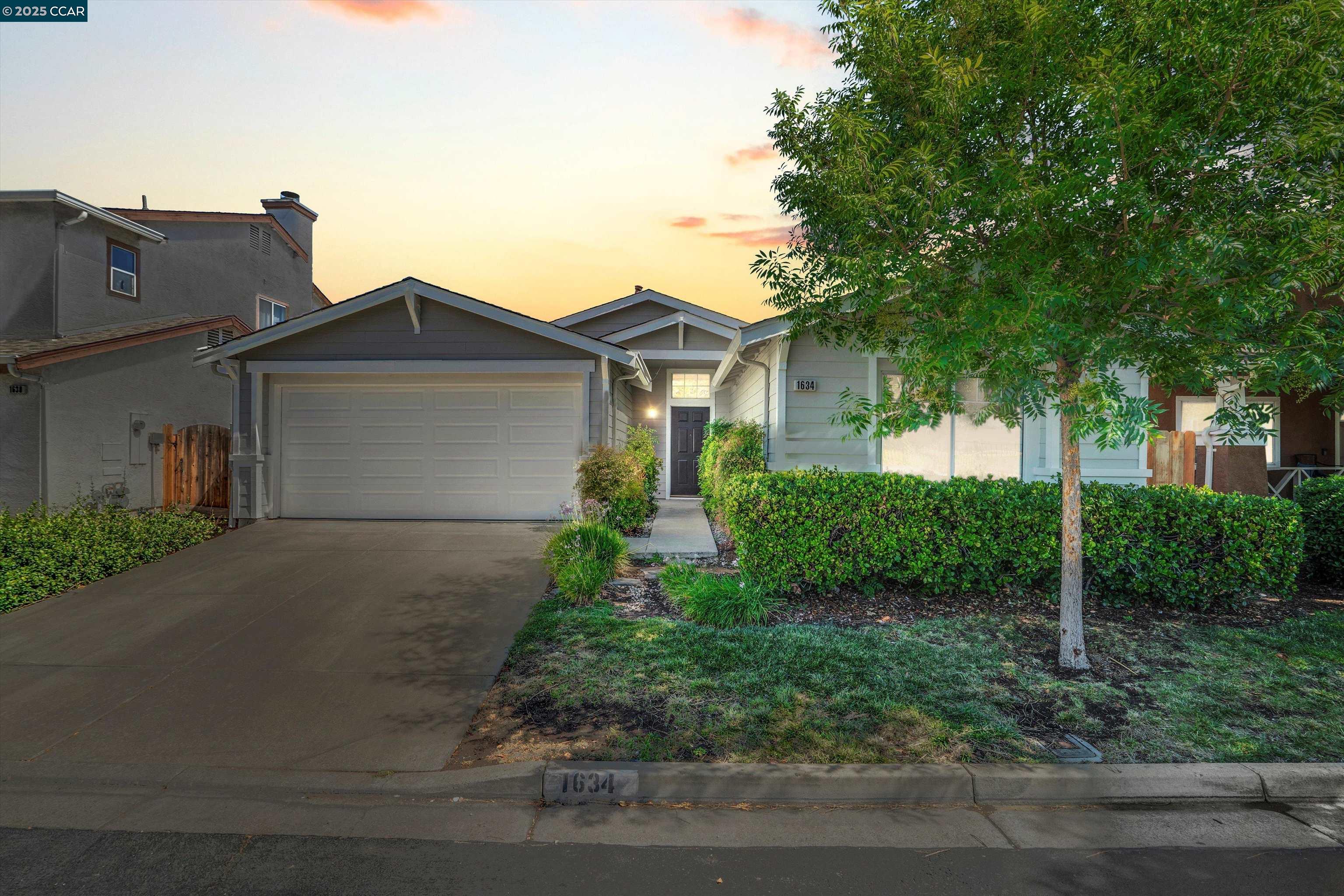 Front Image Thumbnail for CC41108767