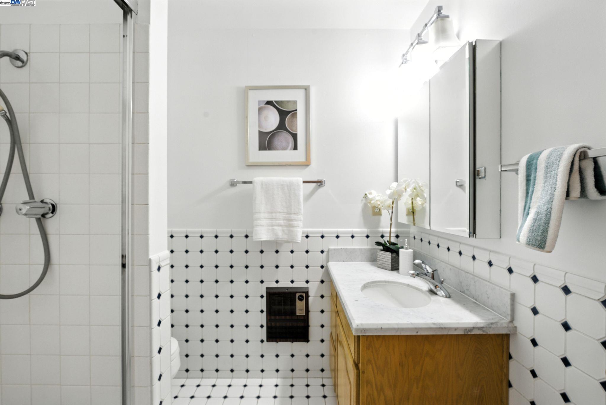 Detail Gallery Image 15 of 42 For 3101 61st Ave, Oakland,  CA 94605 - – Beds | – Baths