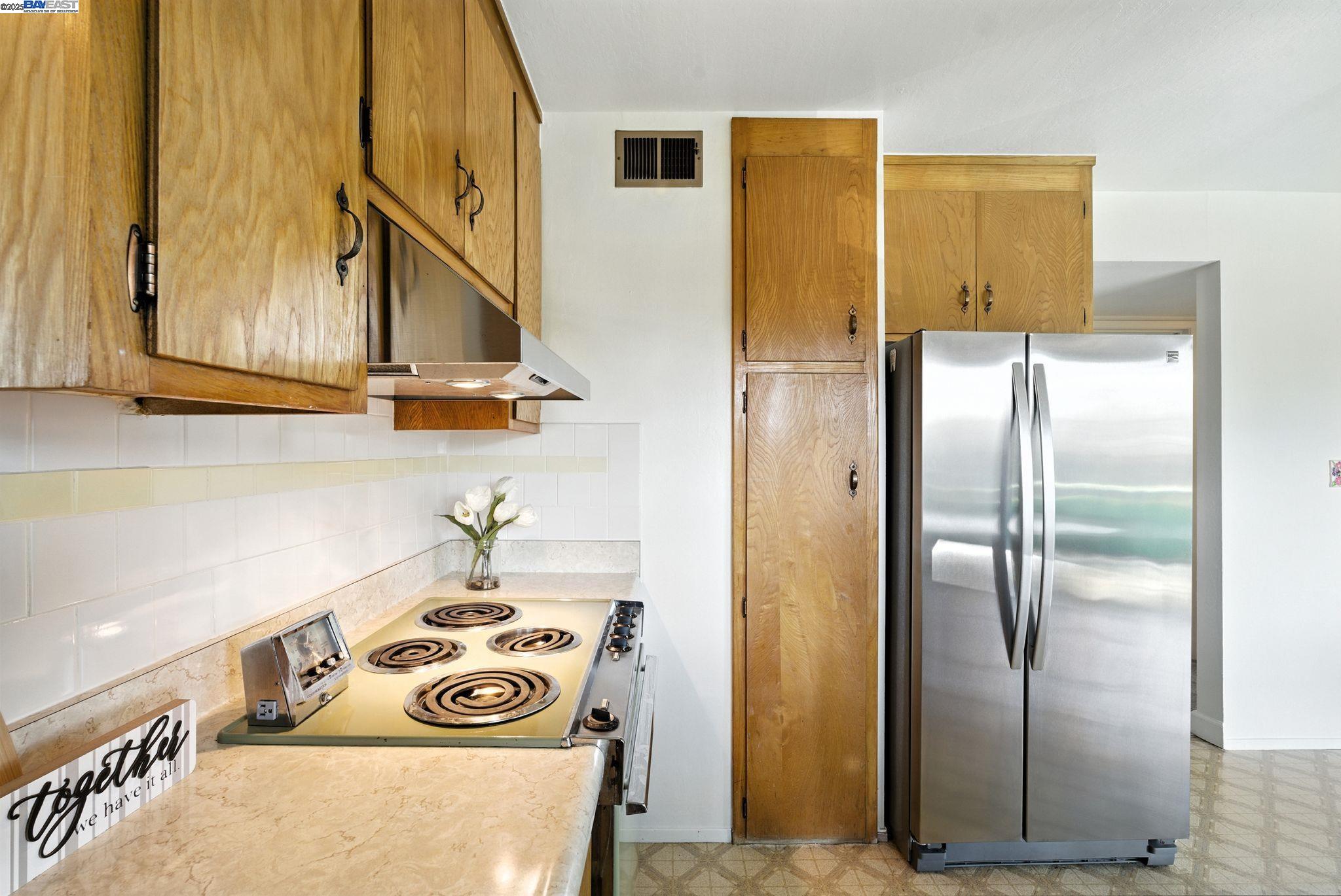 Detail Gallery Image 28 of 42 For 3101 61st Ave, Oakland,  CA 94605 - – Beds | – Baths