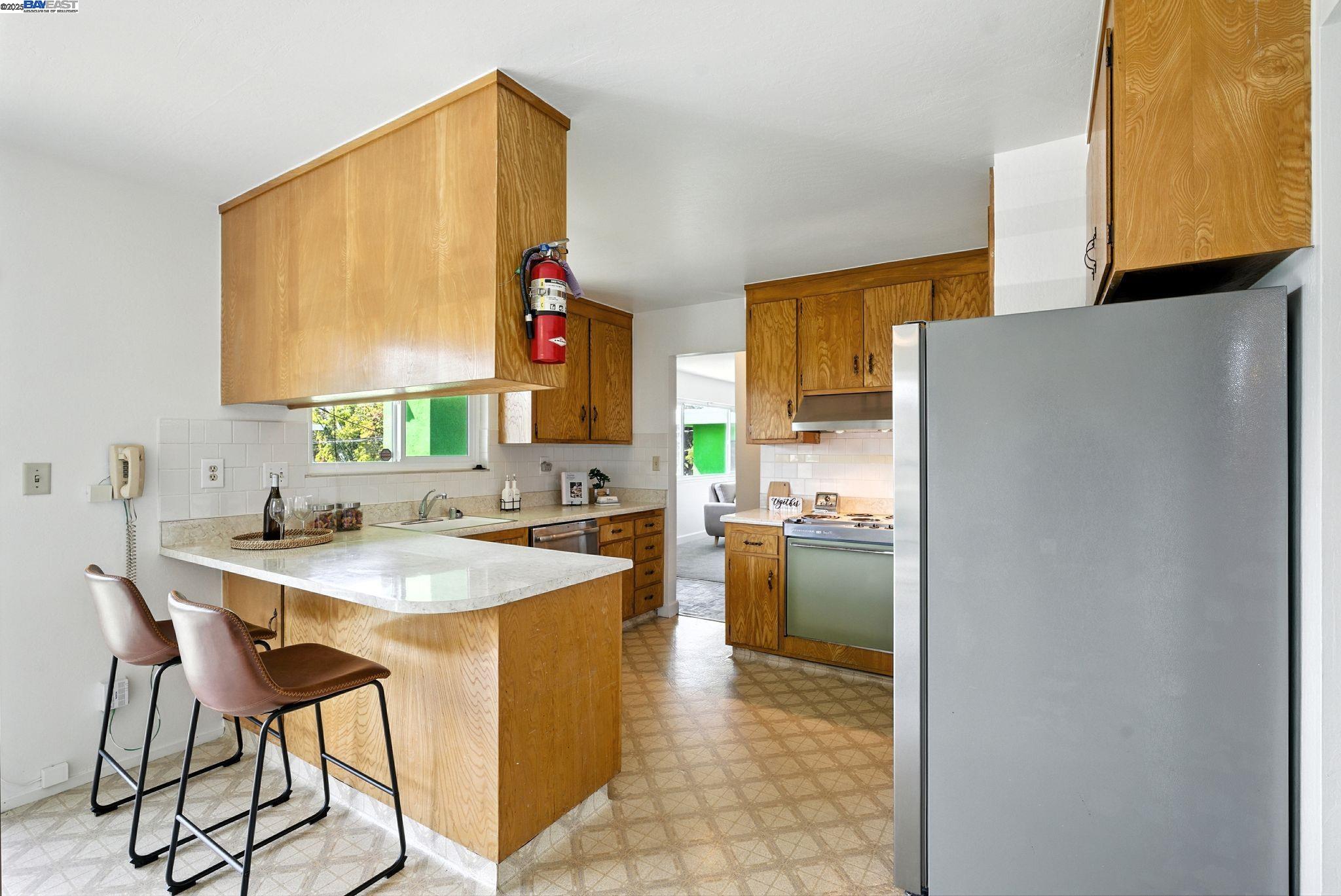 Detail Gallery Image 31 of 42 For 3101 61st Ave, Oakland,  CA 94605 - – Beds | – Baths