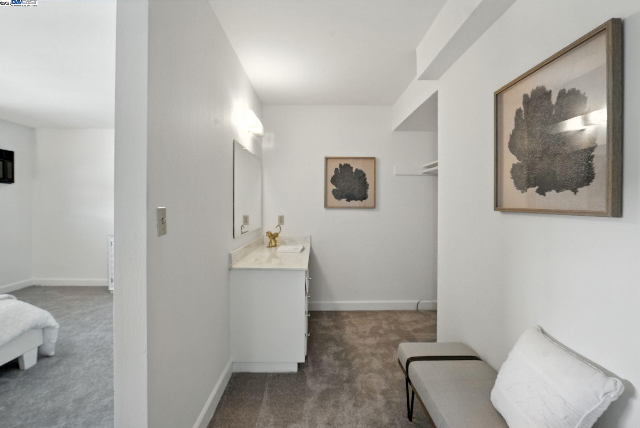 Detail Gallery Image 10 of 42 For 3101 61st Ave, Oakland,  CA 94605 - – Beds | – Baths